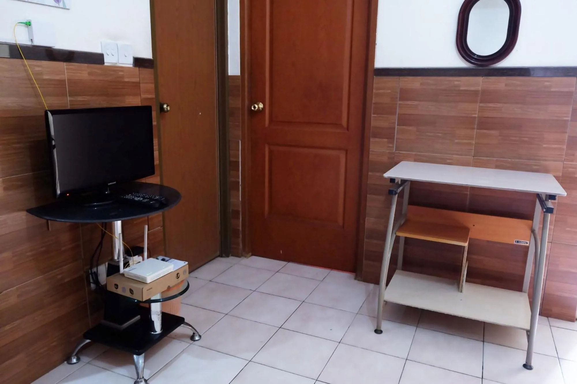 Living room in Cozy 2BR Mediterania Palace Kemayoran near to Jiexpo Kemayoran By Travelio