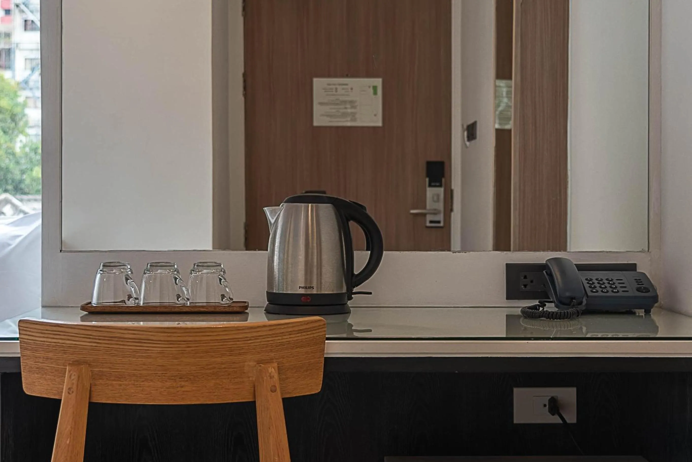 Coffee/tea facilities in The Period Pratunam