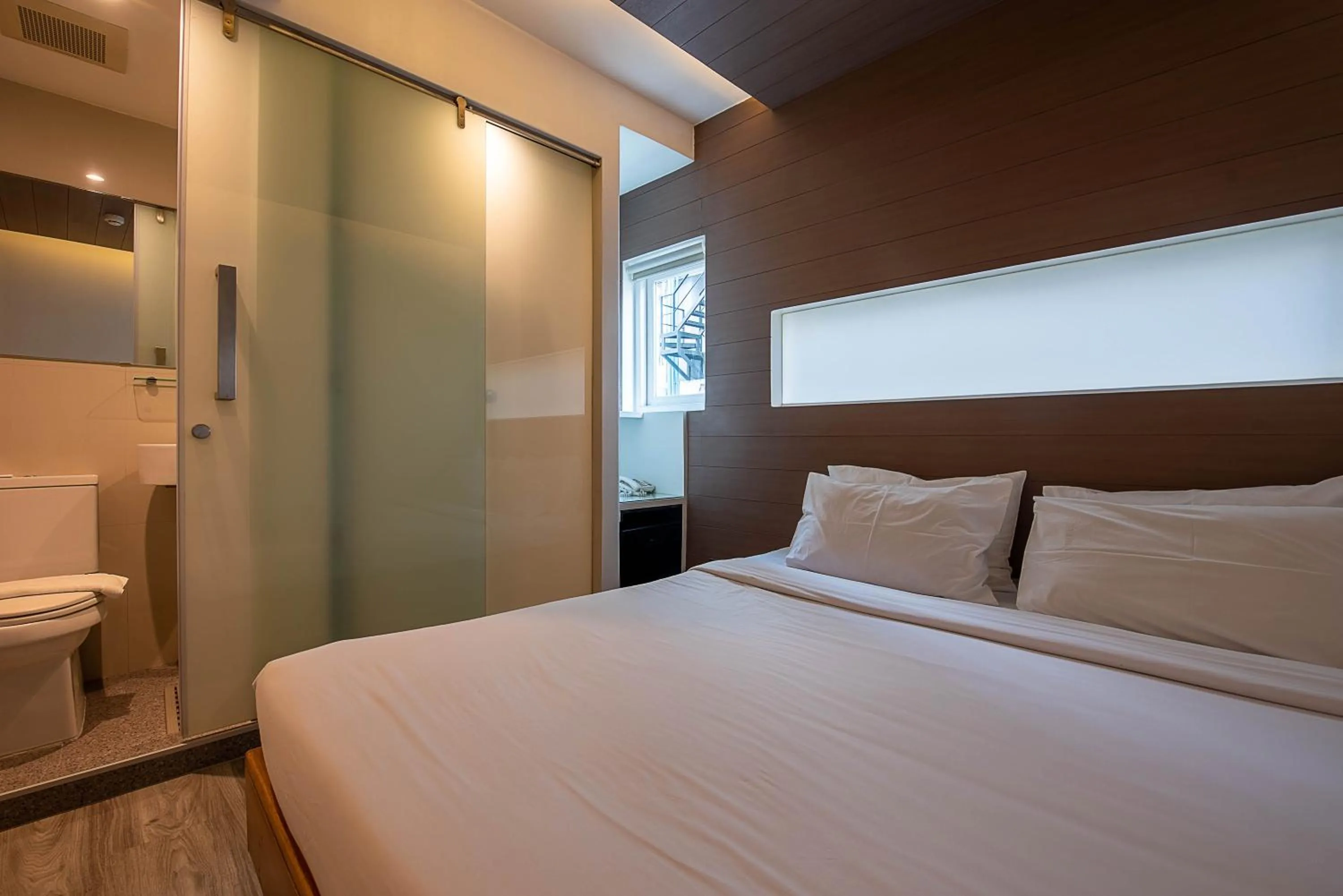 Bed in The Period Pratunam