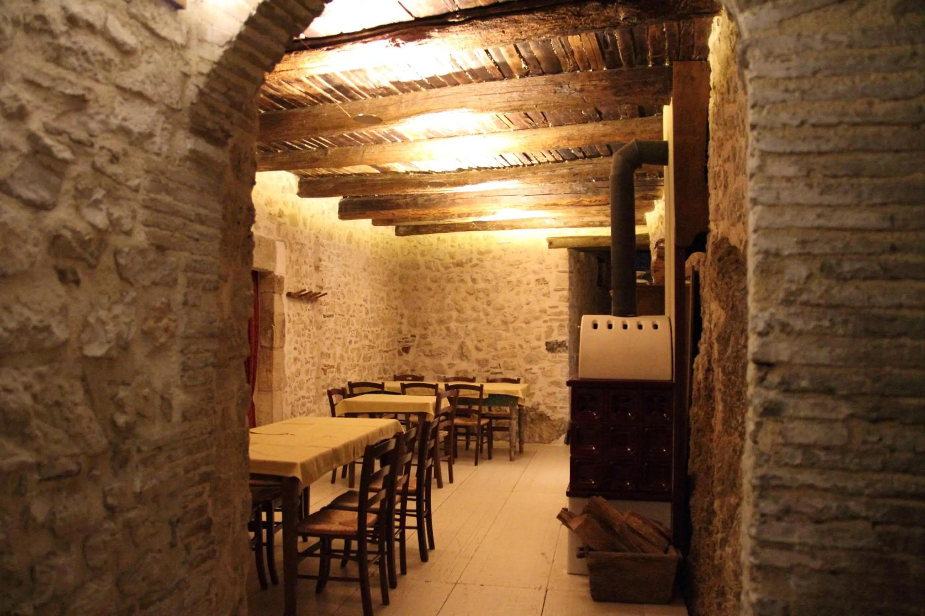 Restaurant/places to eat in Borgo San Valentino