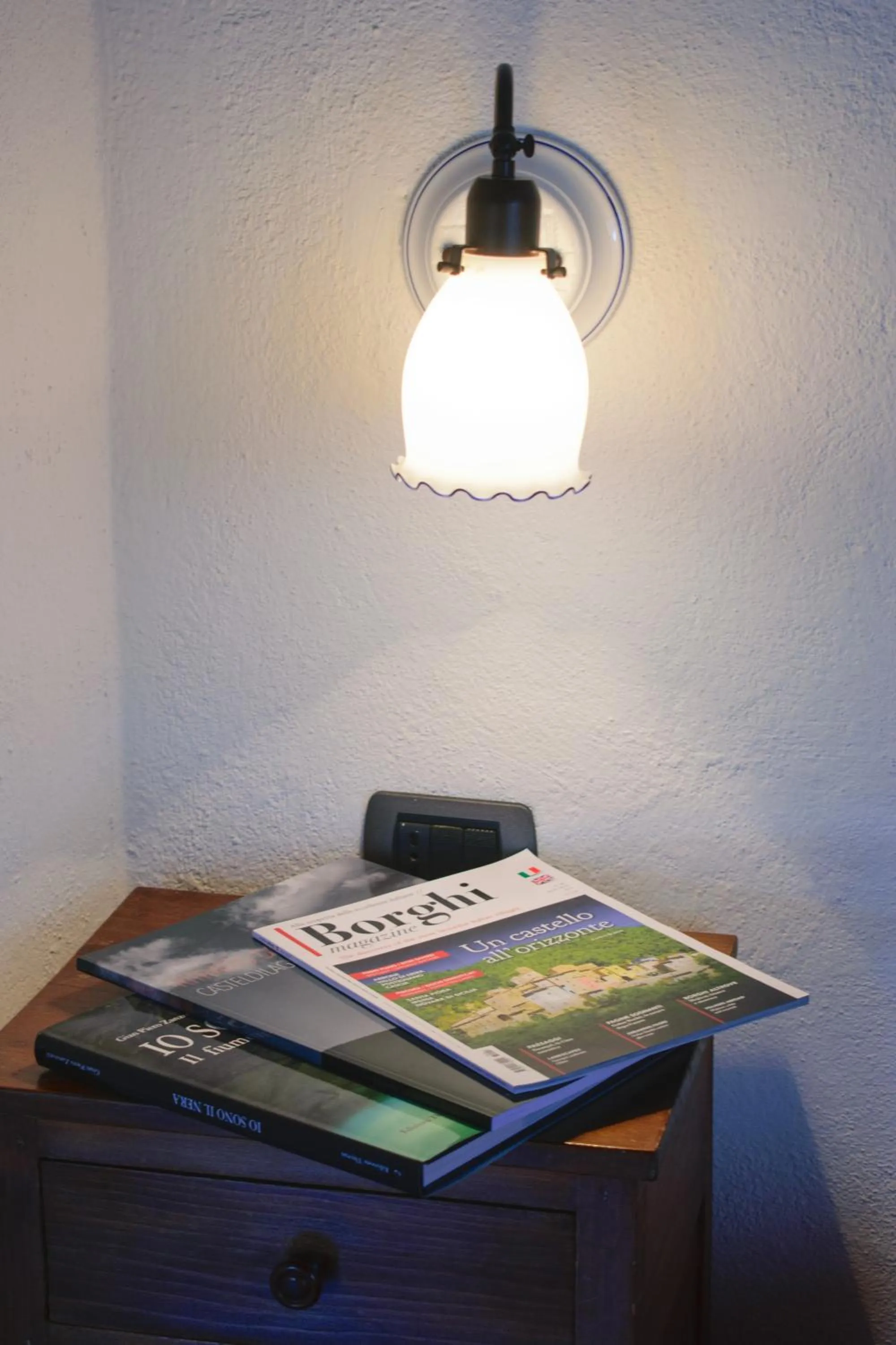 Decorative detail in Borgo San Valentino