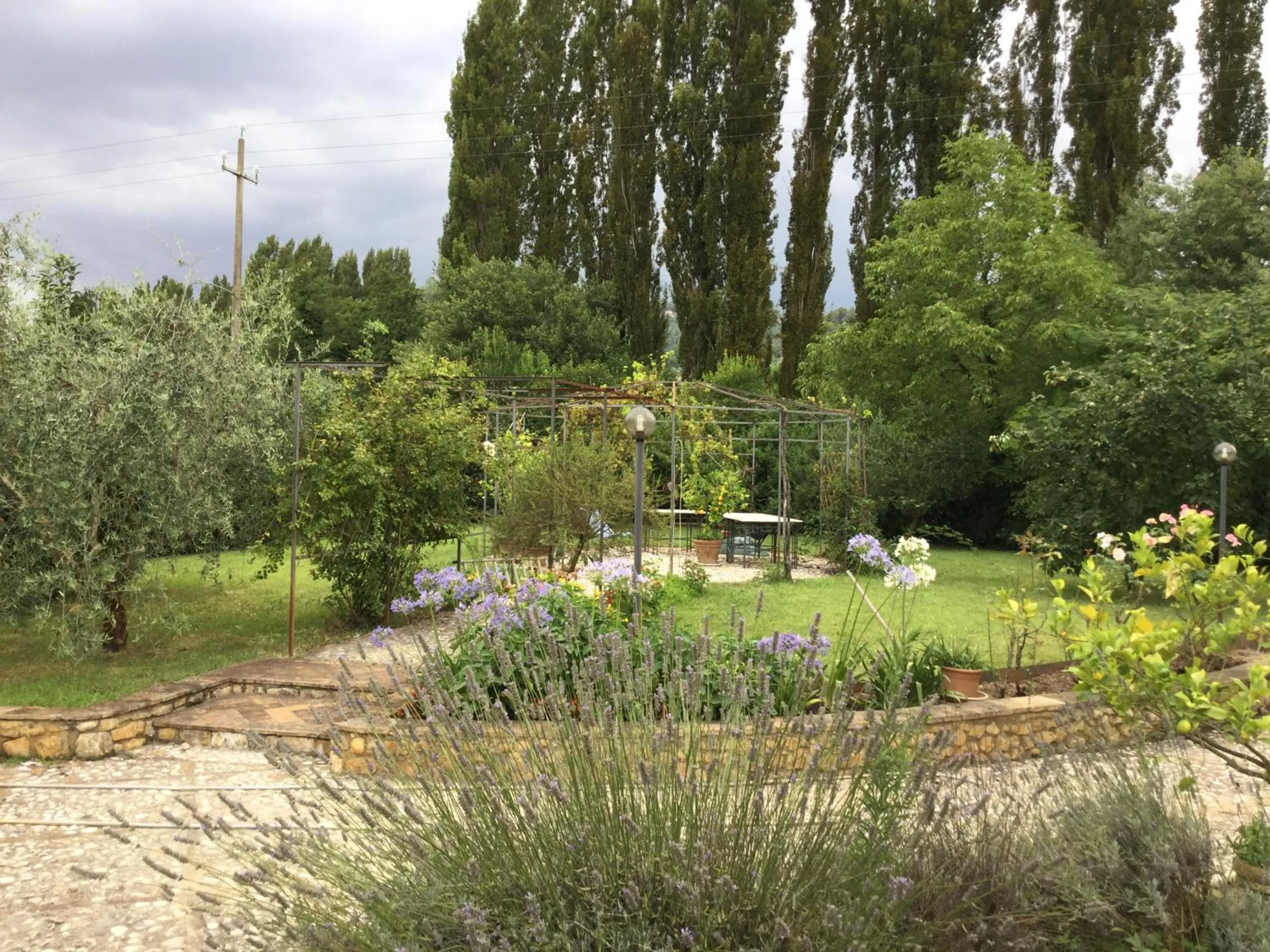 Property building in Borgo San Valentino