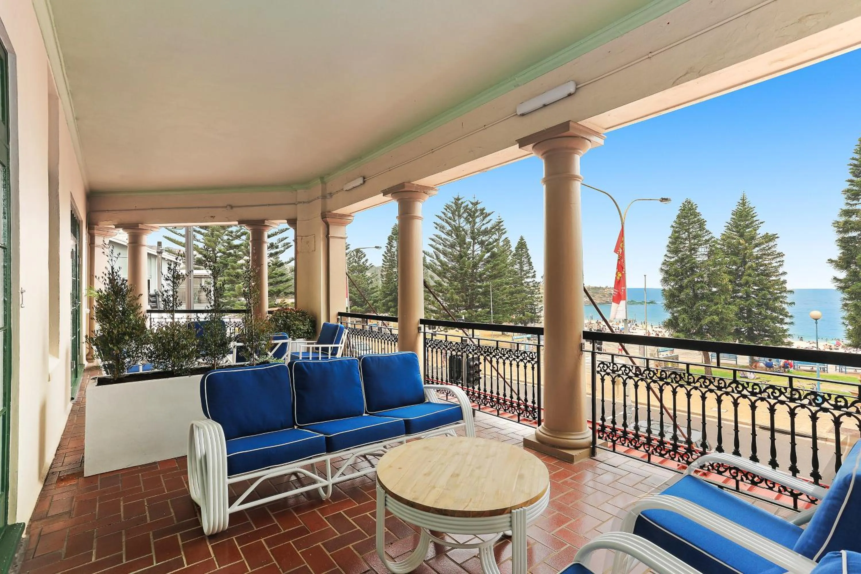 Balcony/Terrace in Coogee Bay Hotel