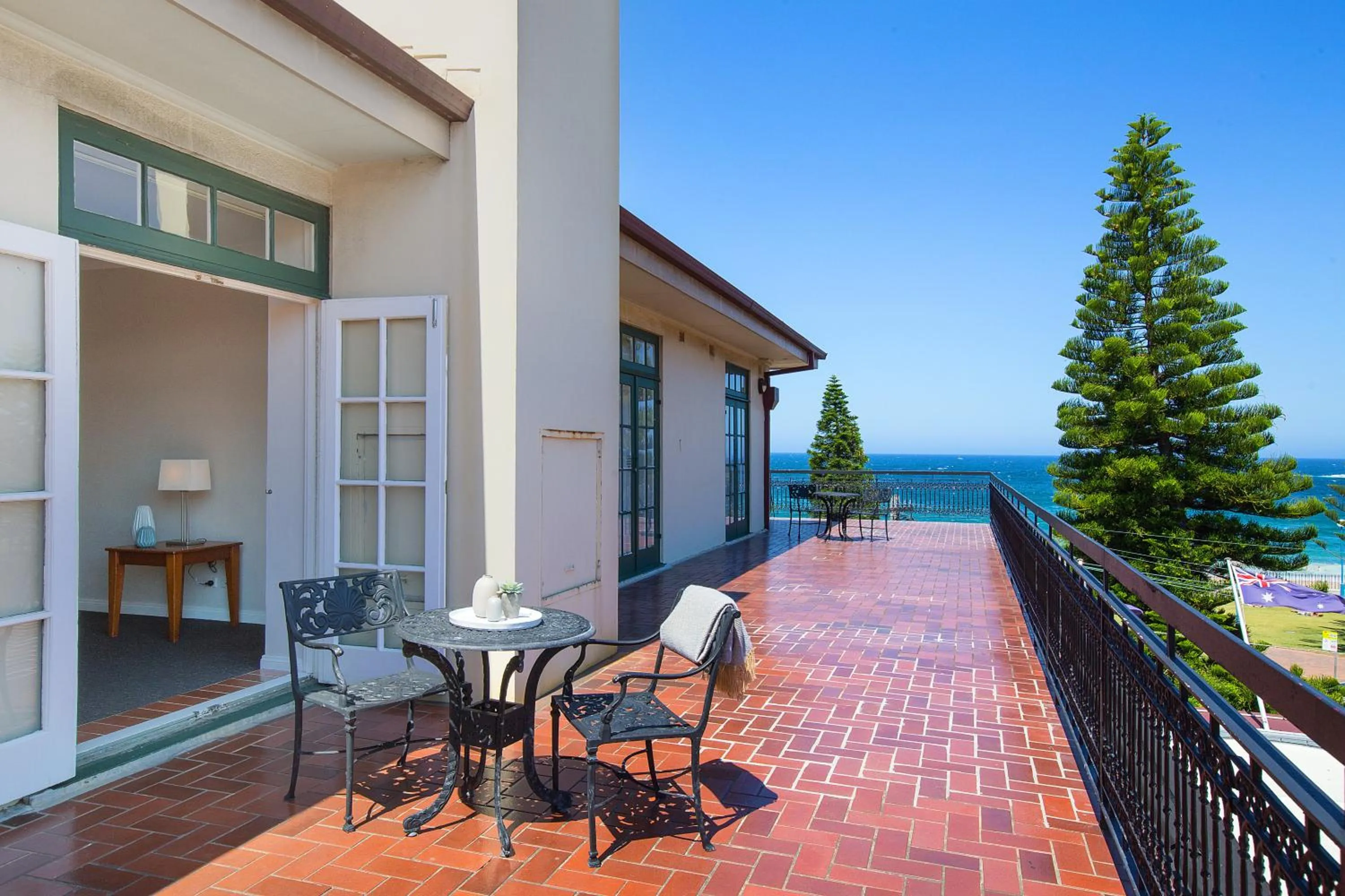 Balcony/Terrace in Coogee Bay Hotel