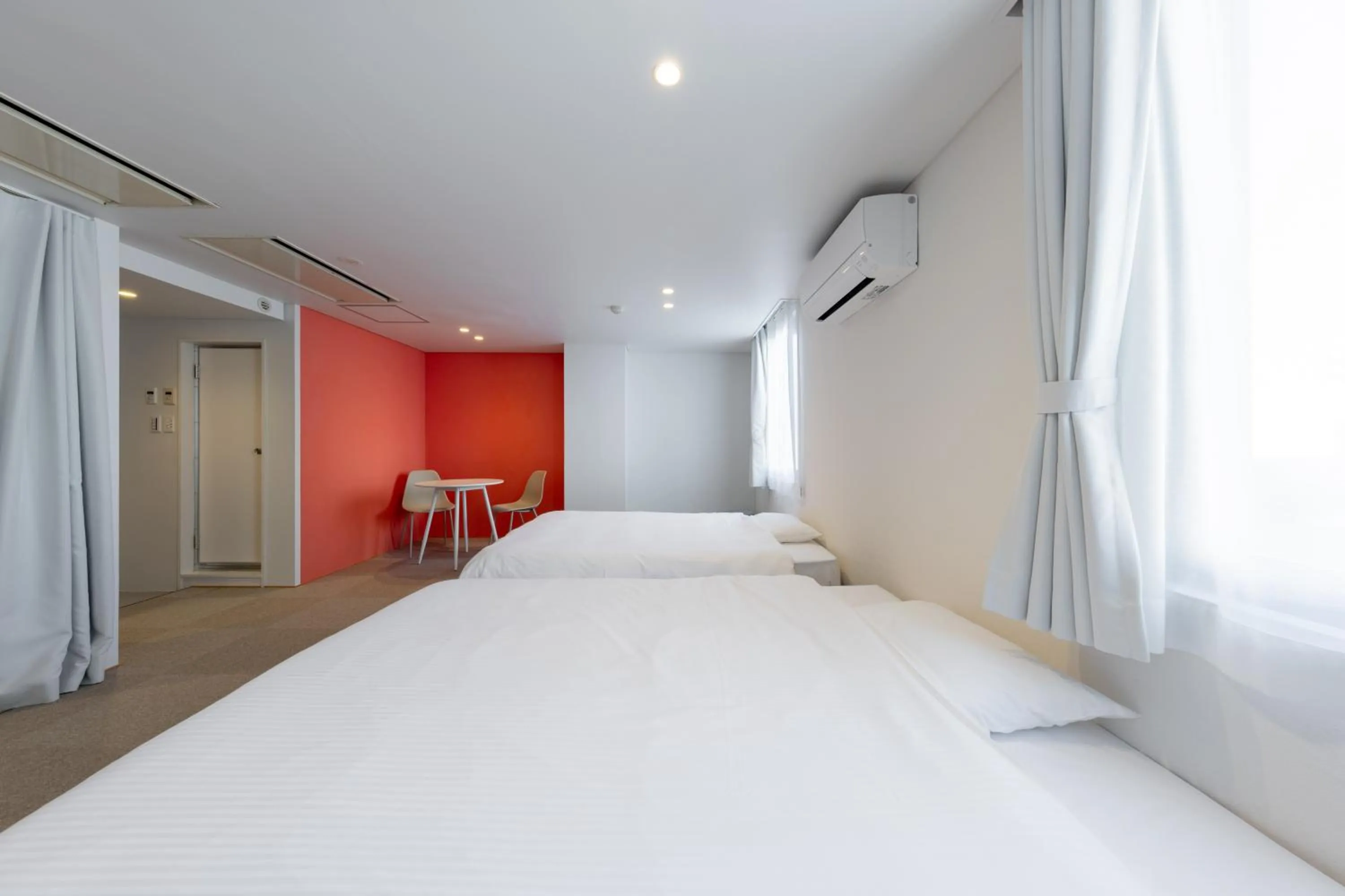 Photo of the whole room, Bed in Crasco TABI-NE