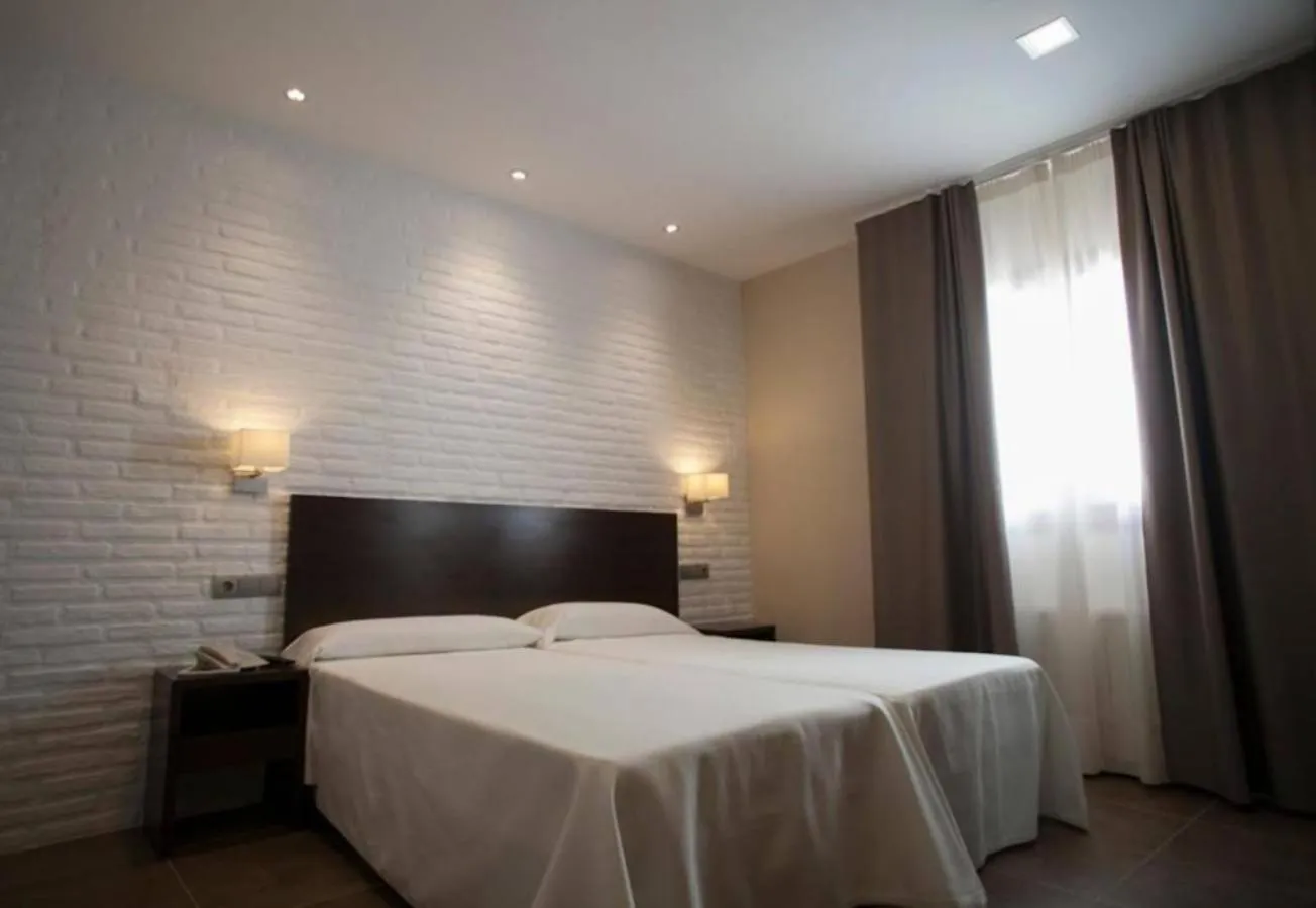 Bedroom, Bed in Hotel Restaurante El Corte