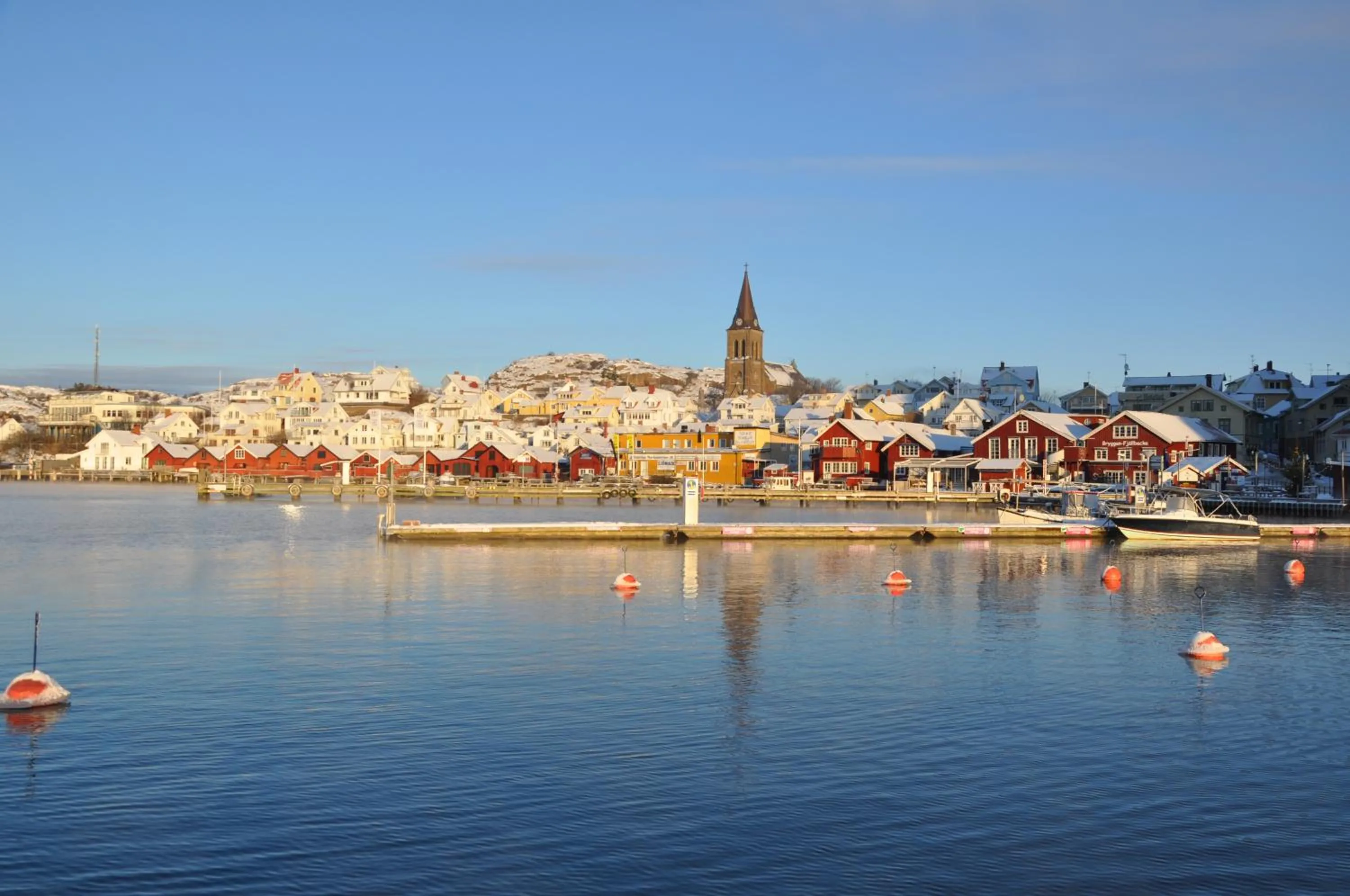 Property building in Bryggan Fjällbacka