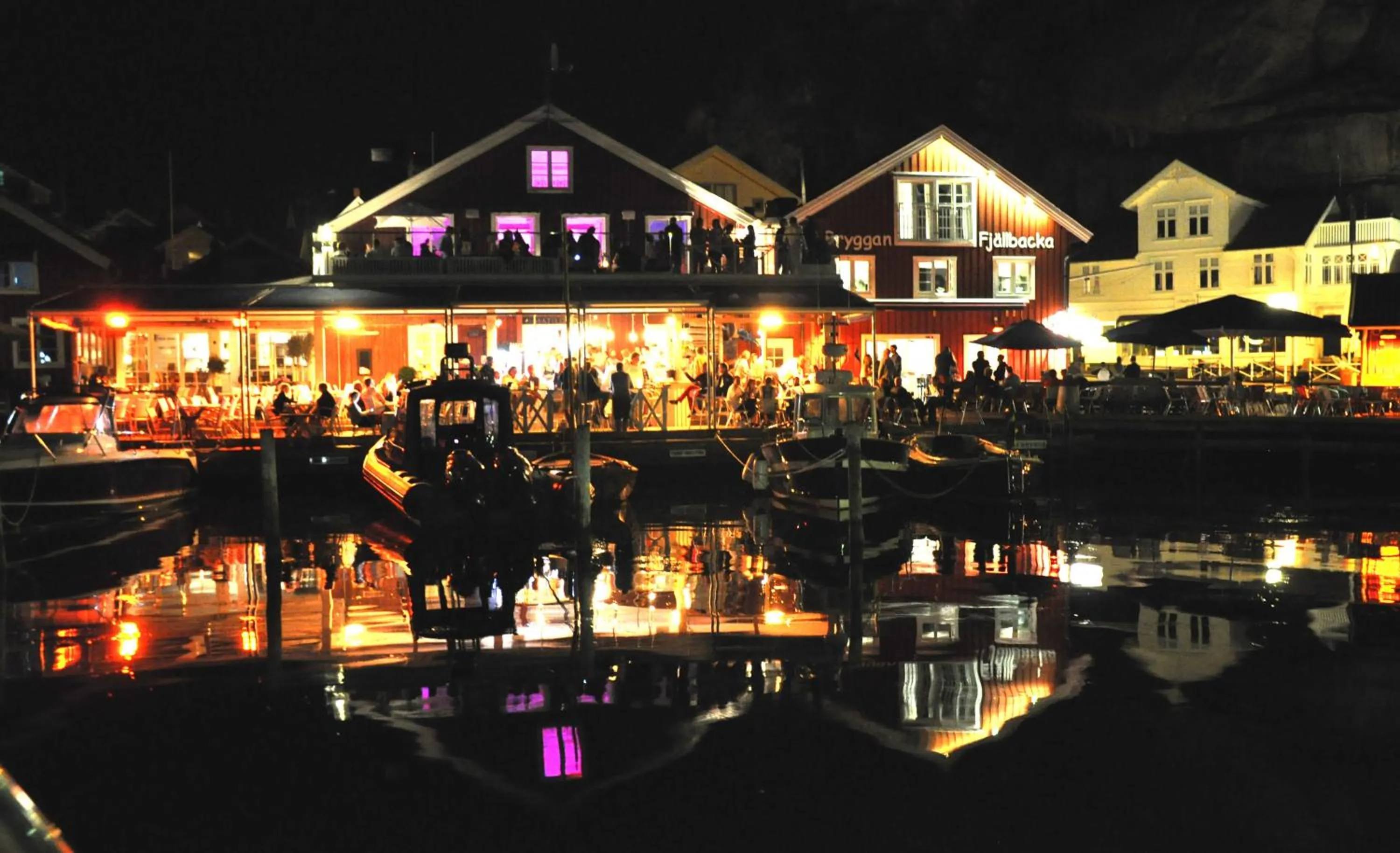 Food and drinks in Bryggan Fjällbacka