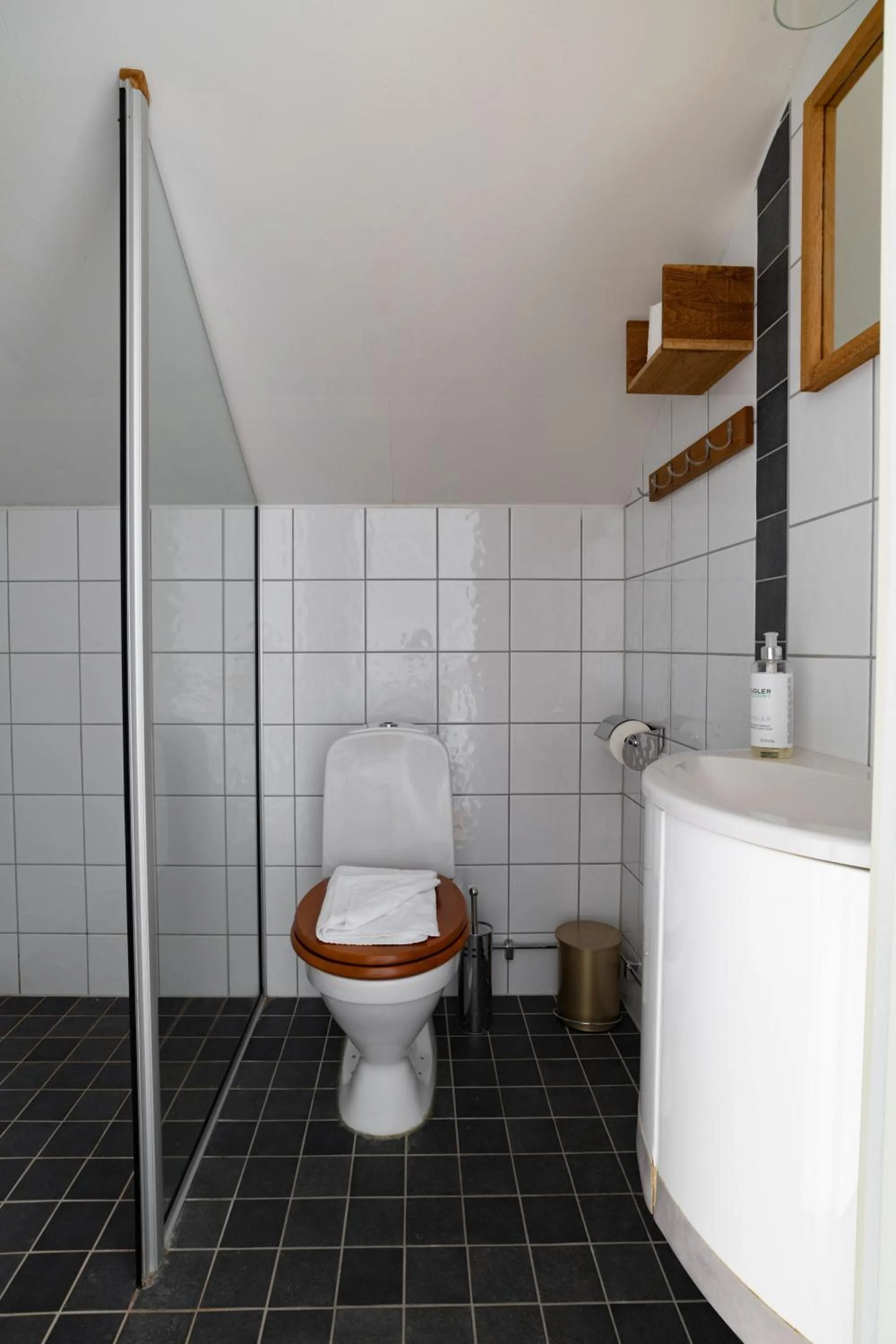 Bathroom in Bryggan Fjällbacka