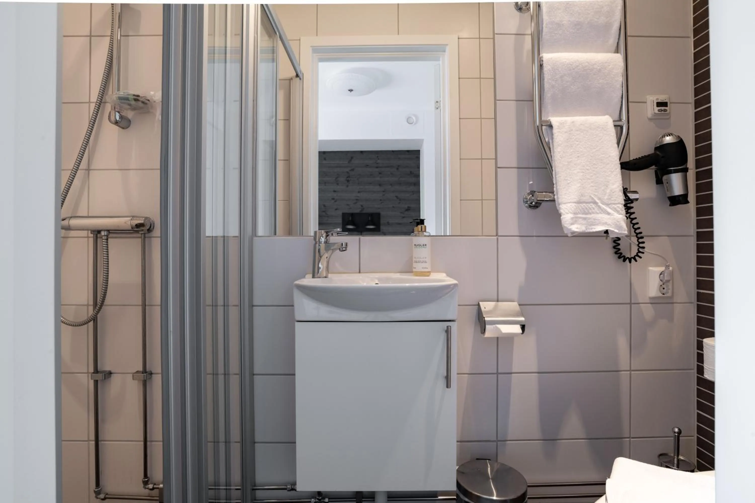 Bathroom in Bryggan Fjällbacka