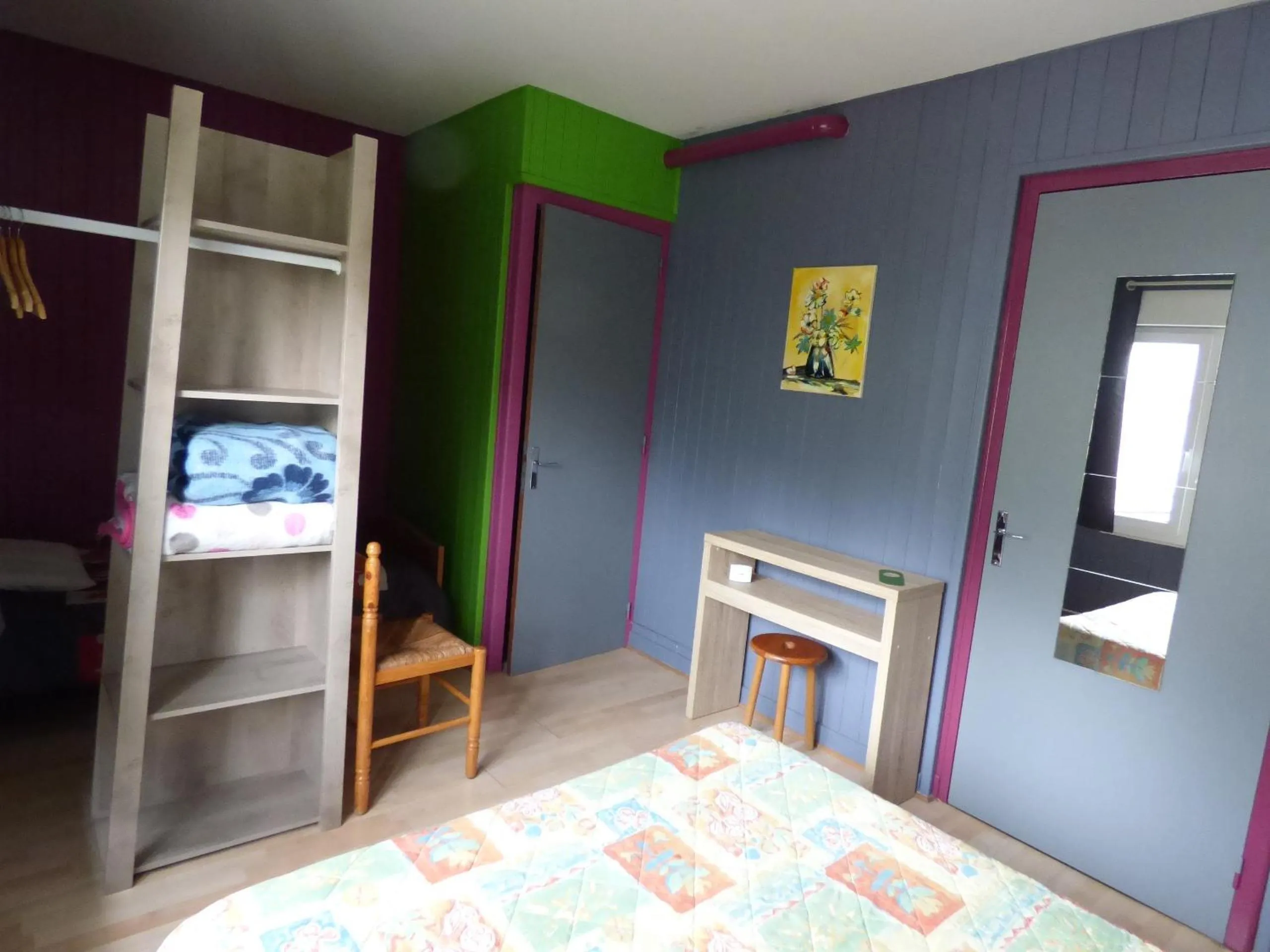 Photo of the whole room, Bed in Hotel Restaurant La Chaumiere du Lac