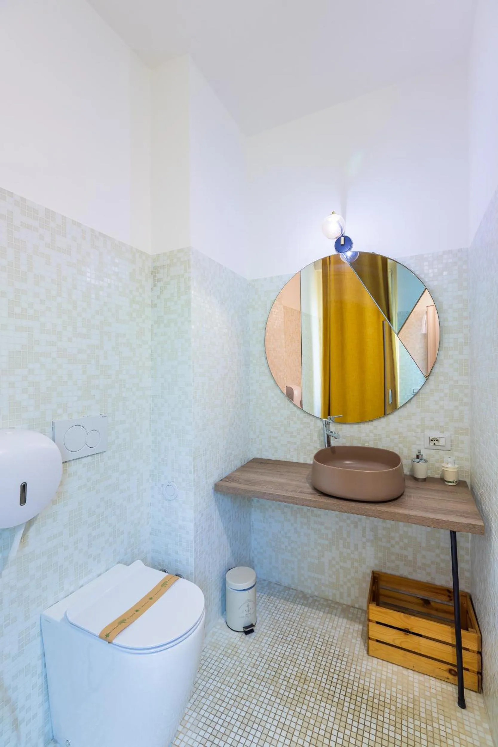 Bathroom in Domino Hotel