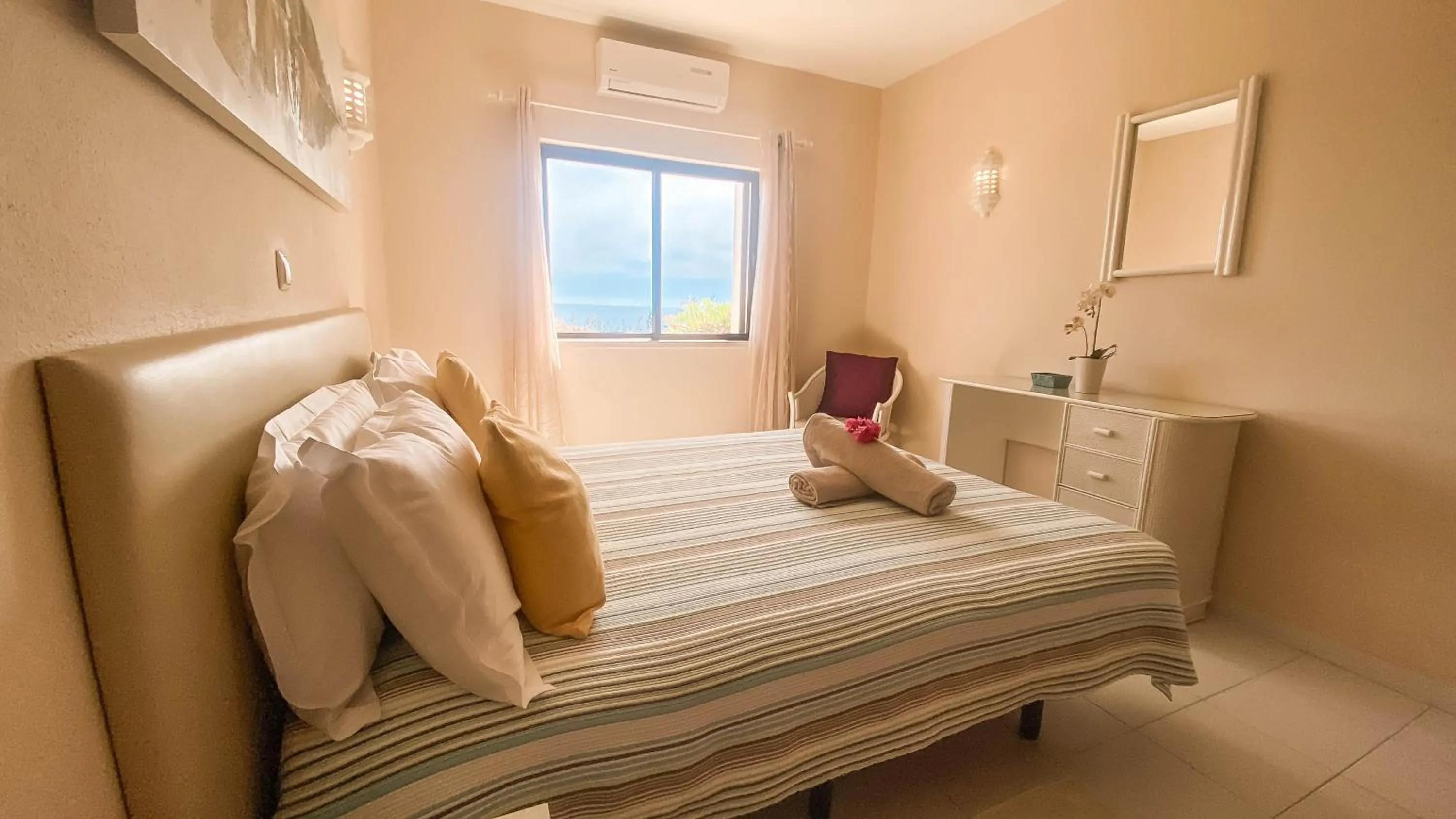 Bed in Monte Dourado