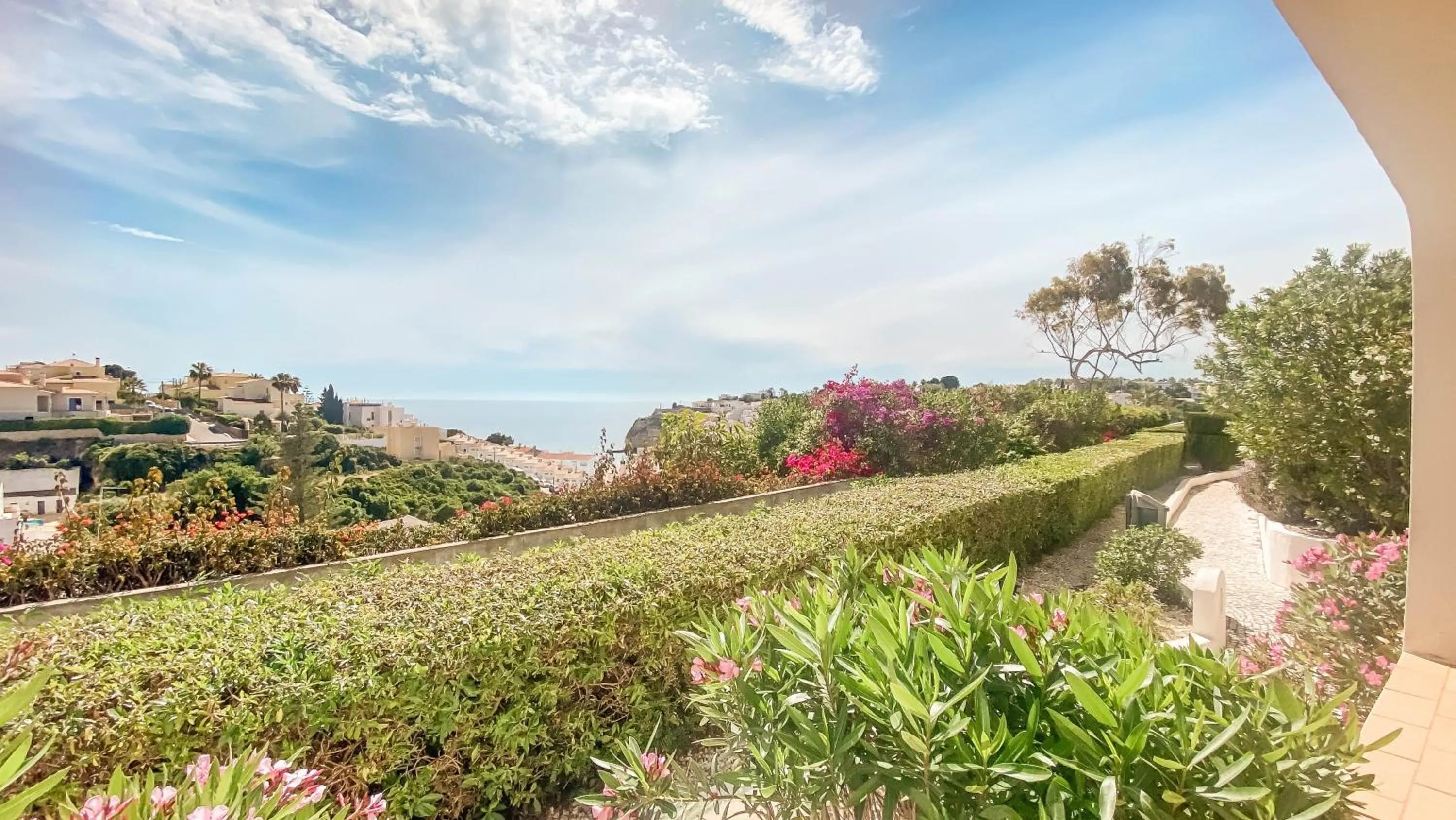 Garden view in Monte Dourado