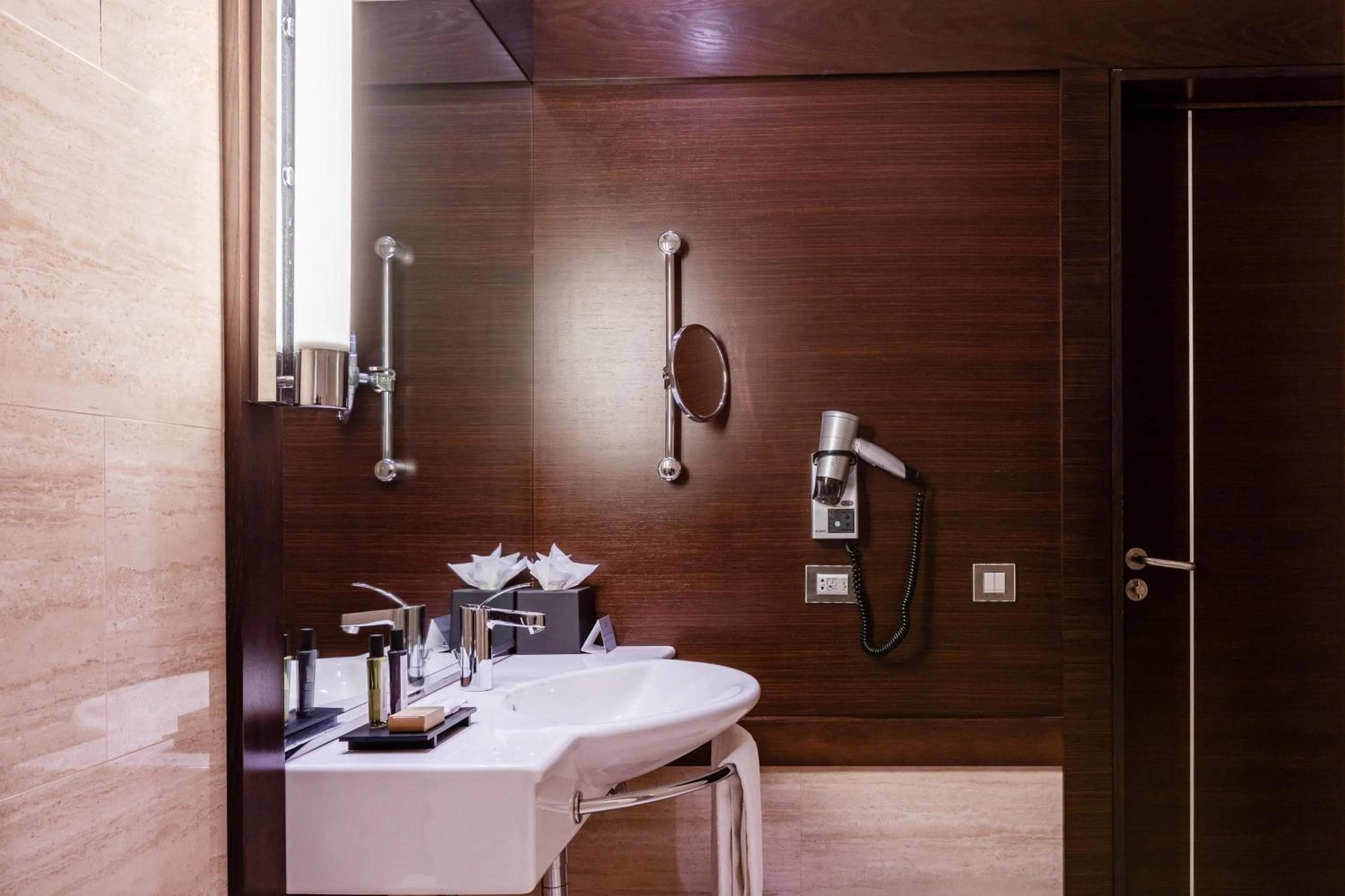 Bathroom in BessaHotel Boavista