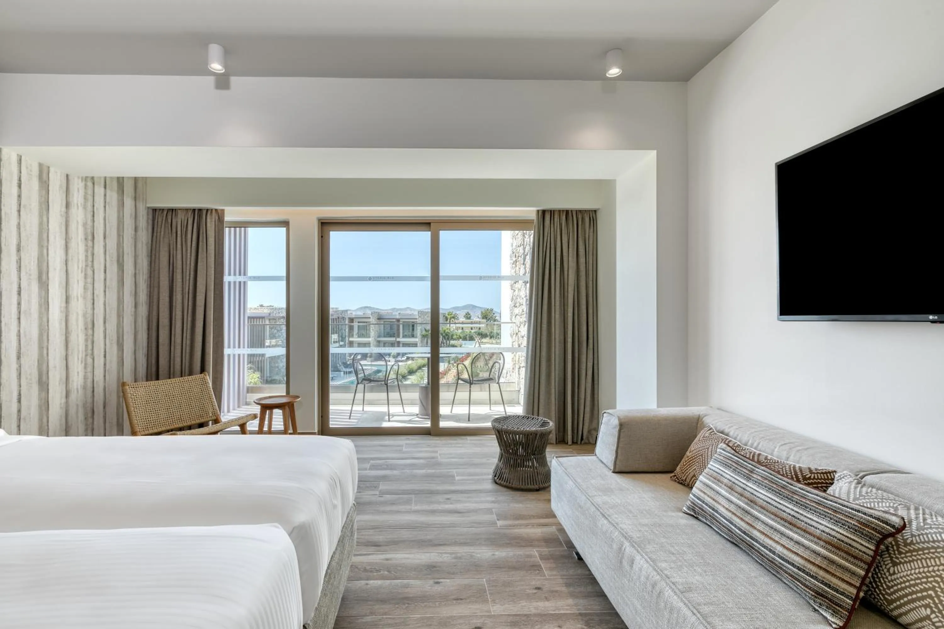 Bed in Utopia Blu Hotel