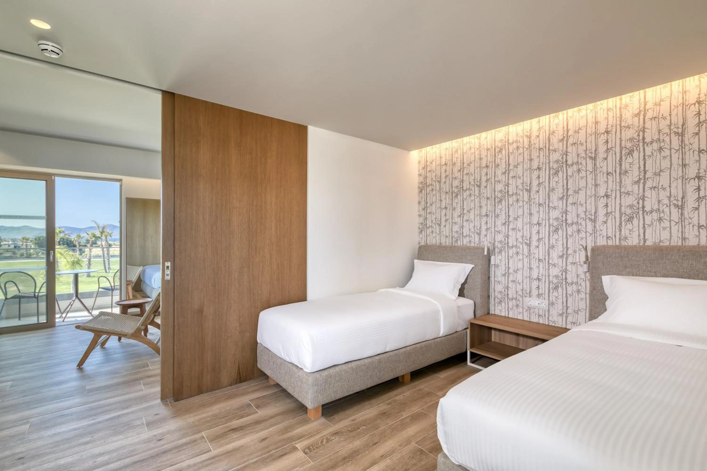 Bed in Utopia Blu Hotel