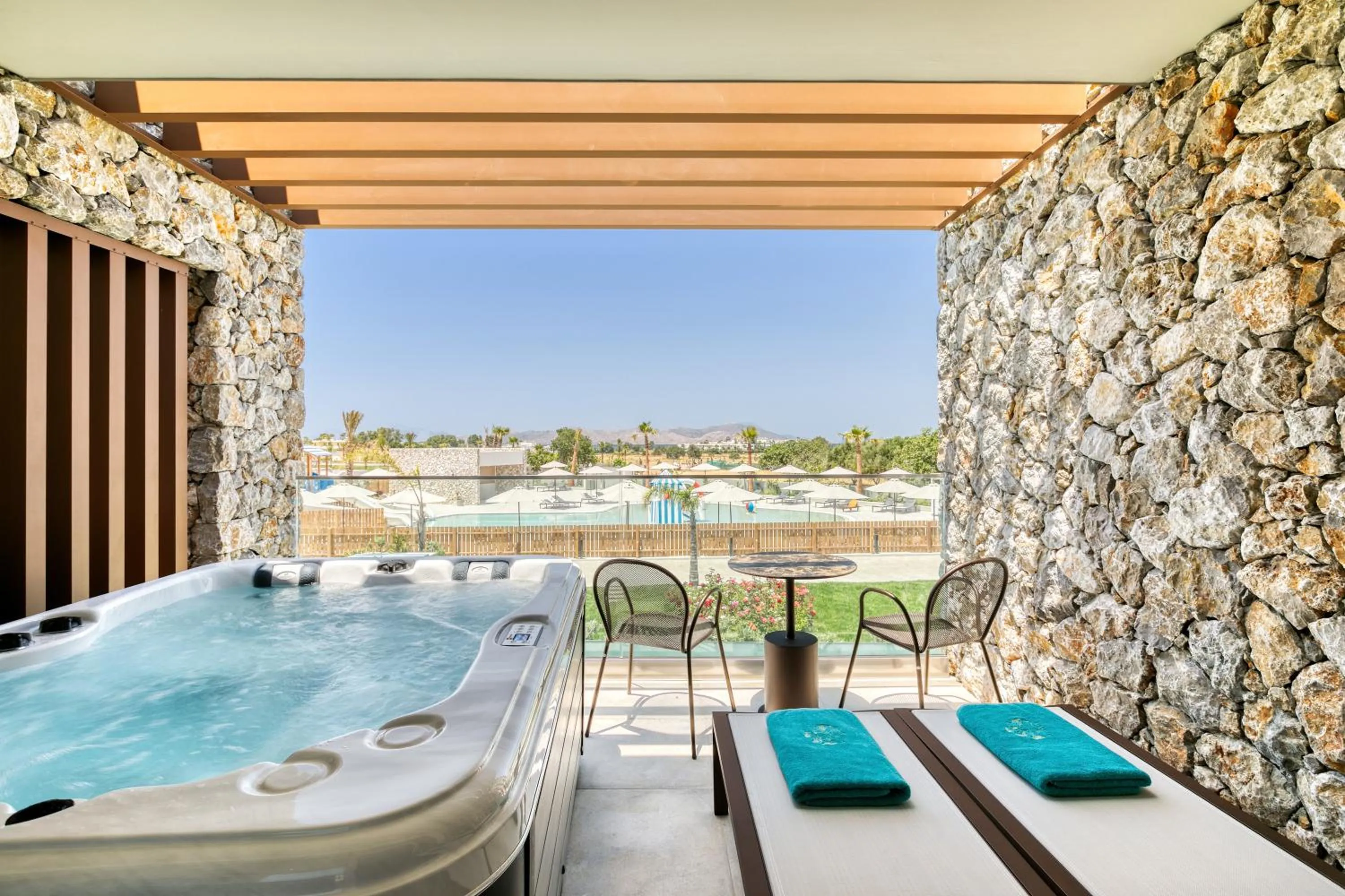 Hot Tub in Utopia Blu Hotel