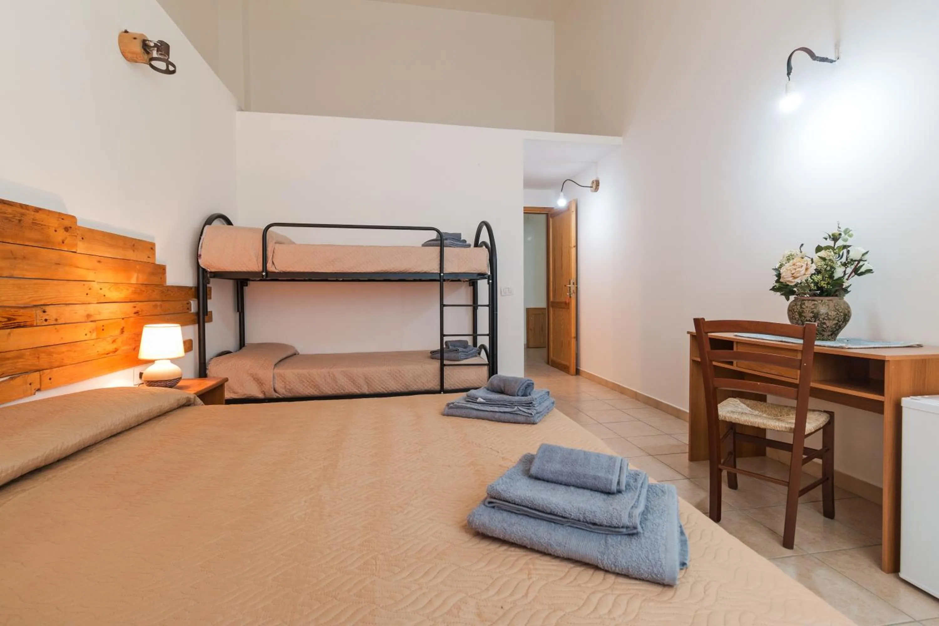 Photo of the whole room, Bed in Ristoro Norghio