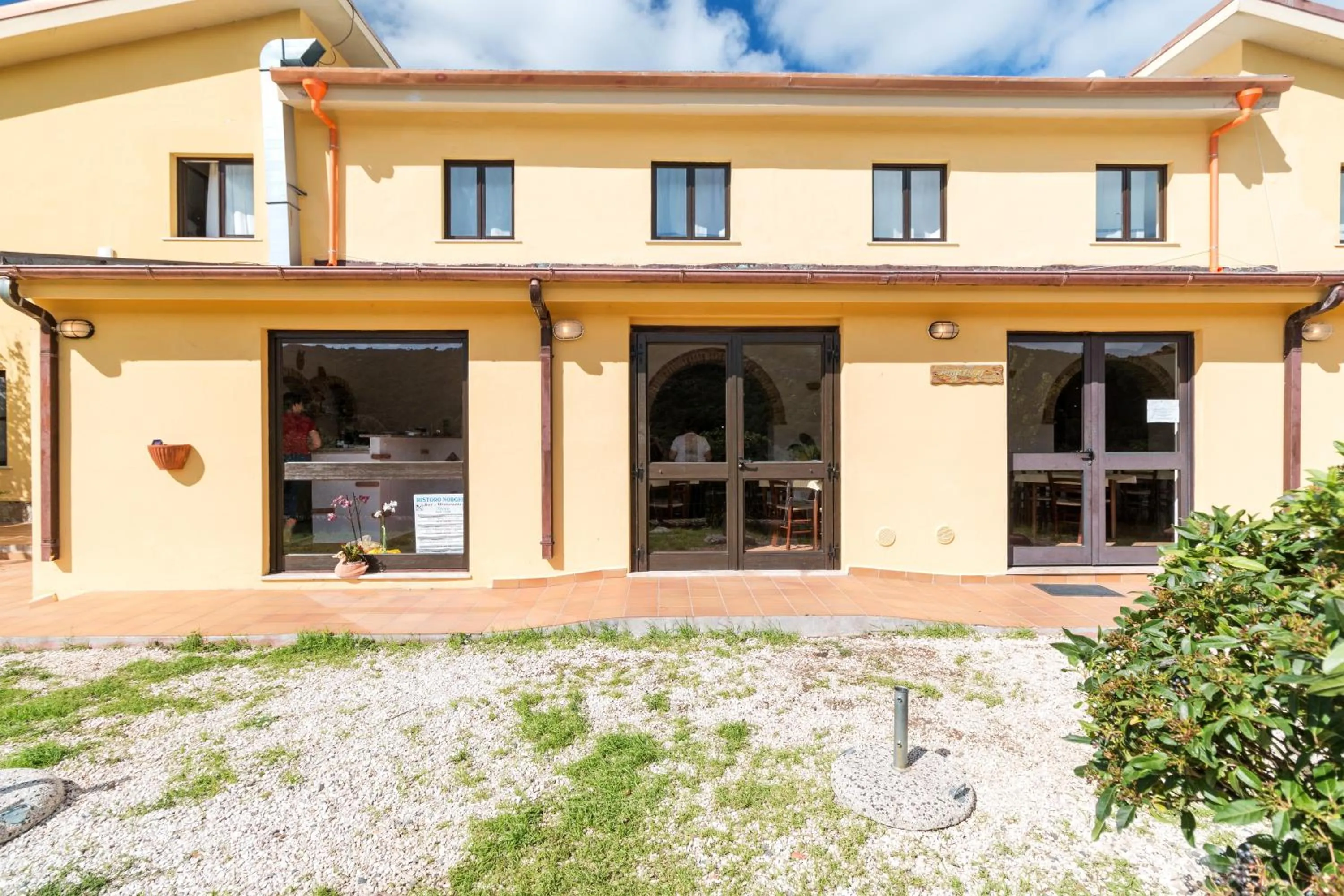 Property building in Ristoro Norghio