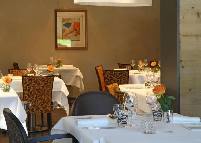 Restaurant/places to eat in Le Moulin de la Walk