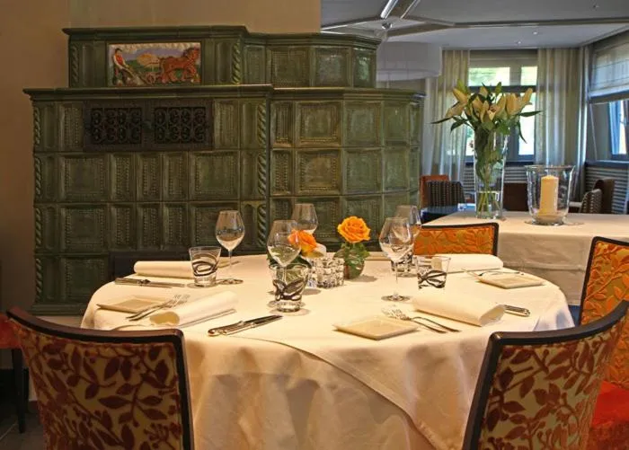 Restaurant/places to eat in Le Moulin de la Walk