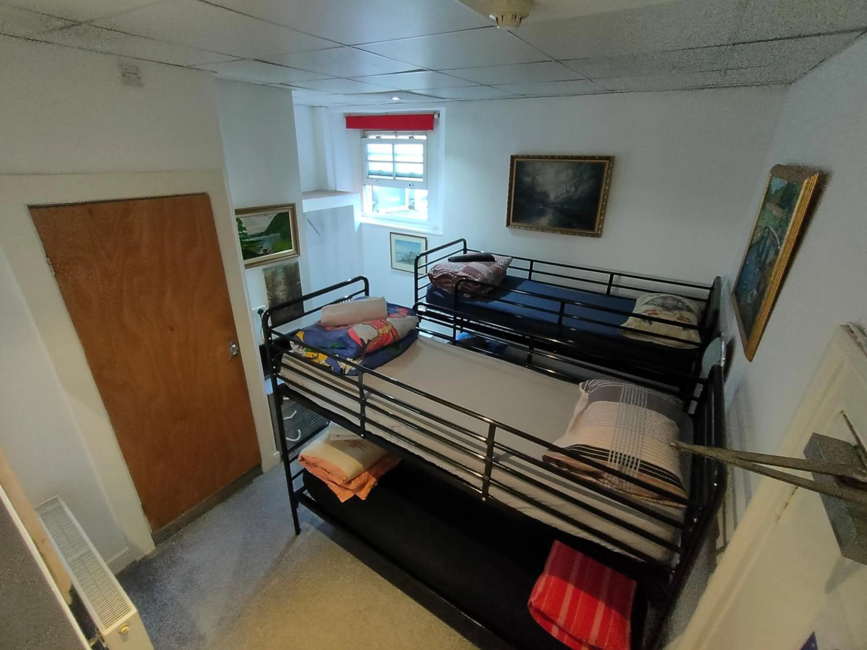 Bed in Plymouth Backpackers