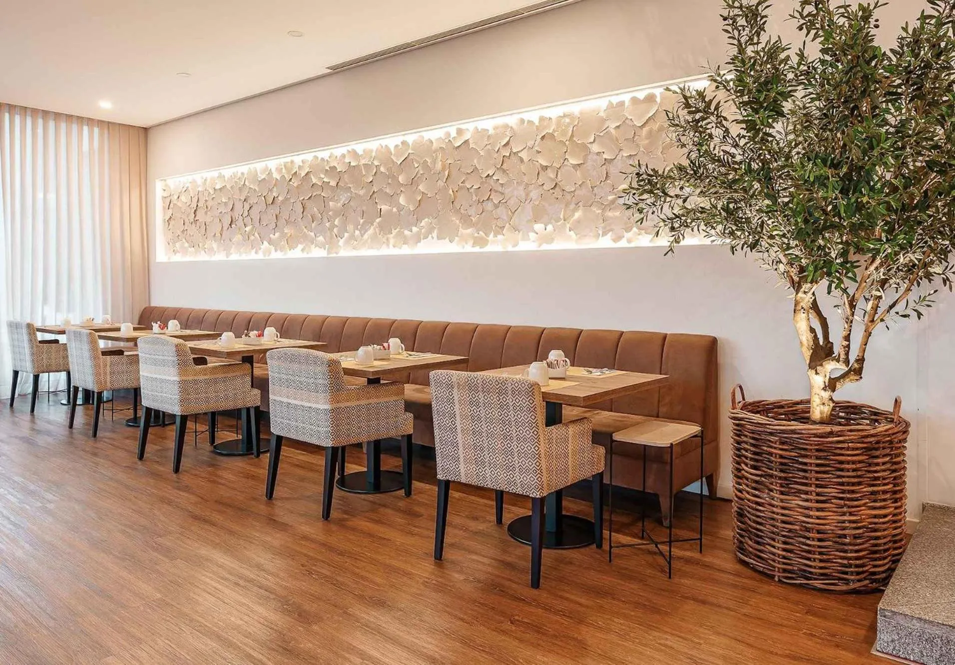 Restaurant/places to eat in Lamego Hotel & Life