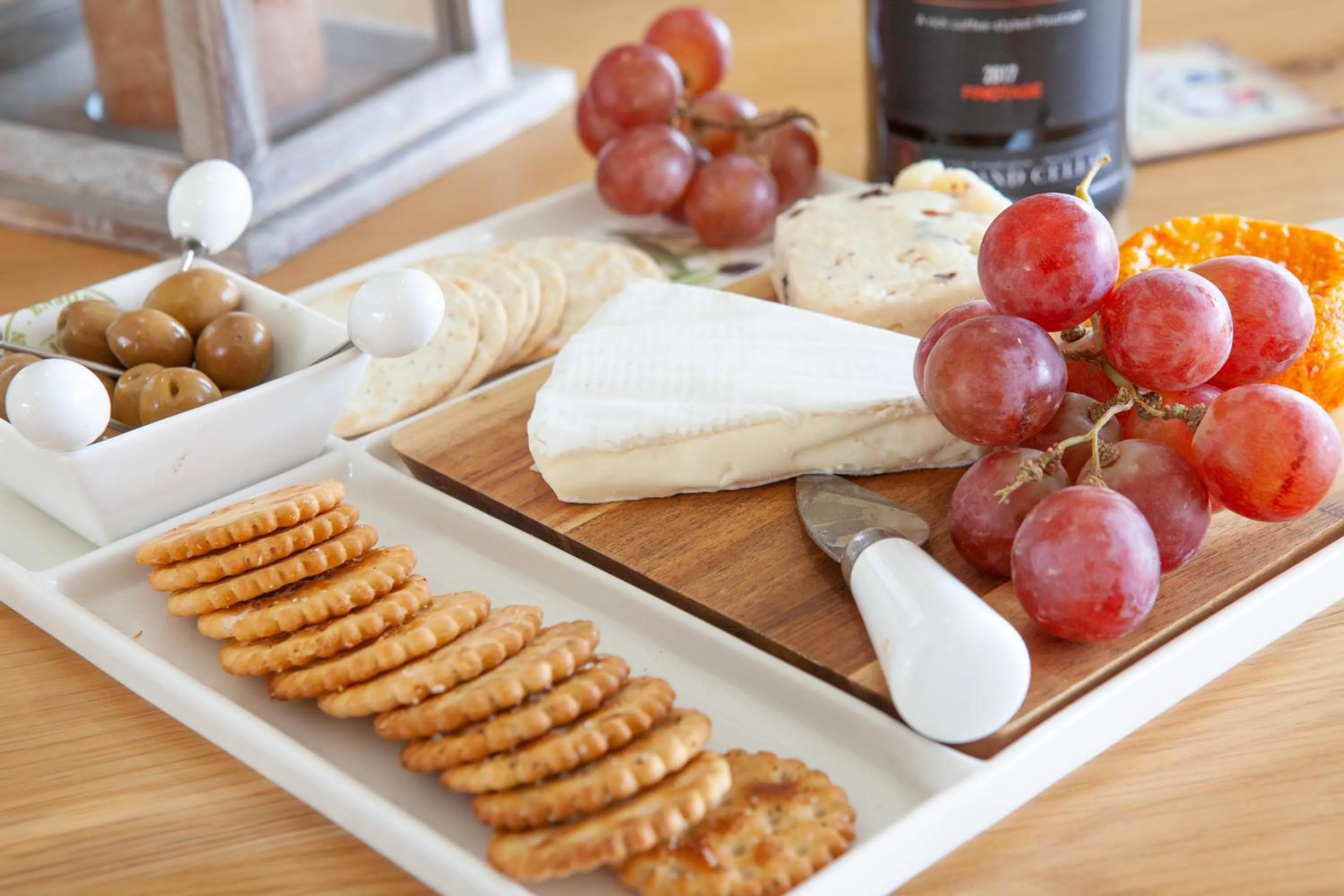 Food and drinks in JoJo's BnB