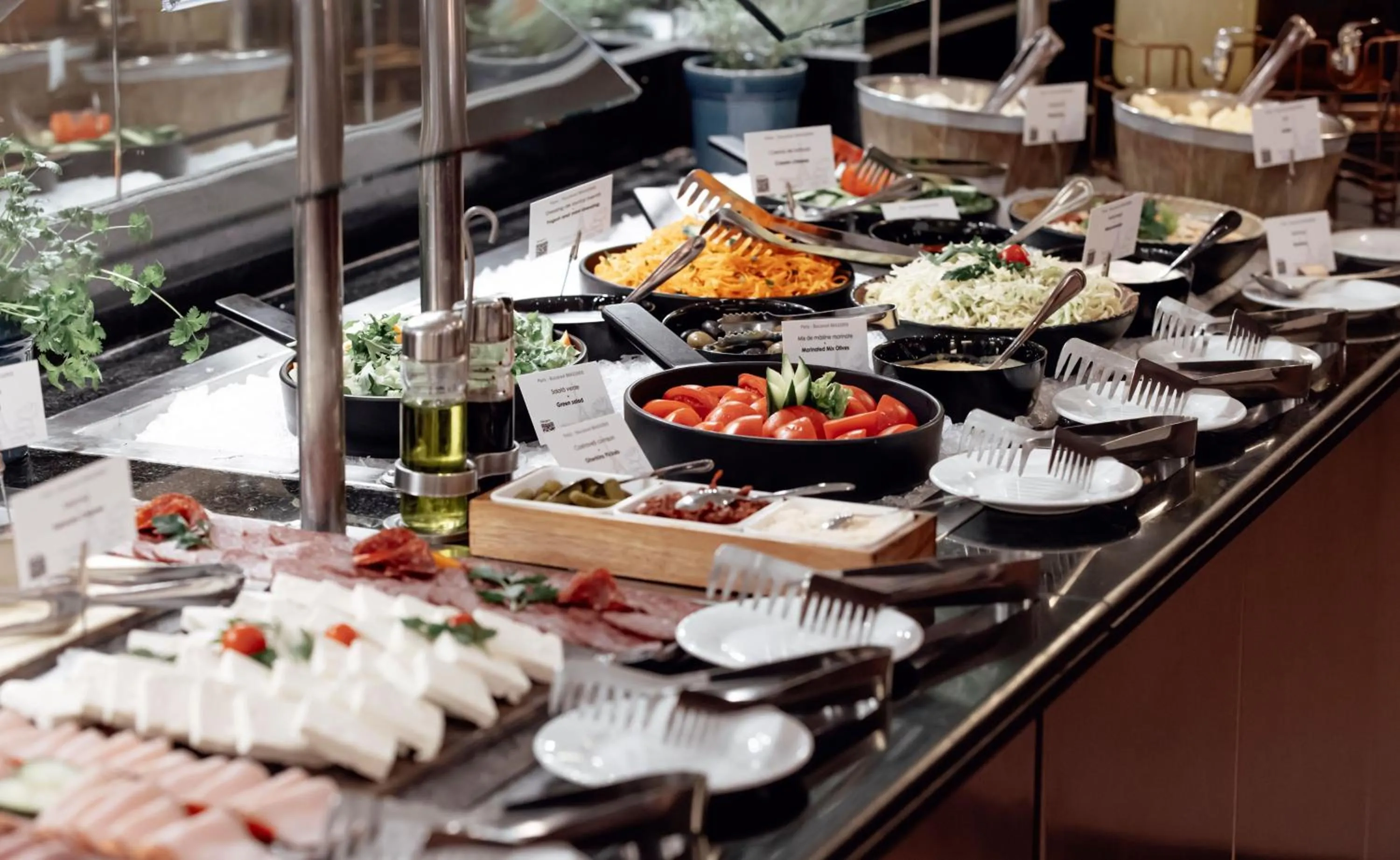 Breakfast in Pullman Bucharest World Trade Center