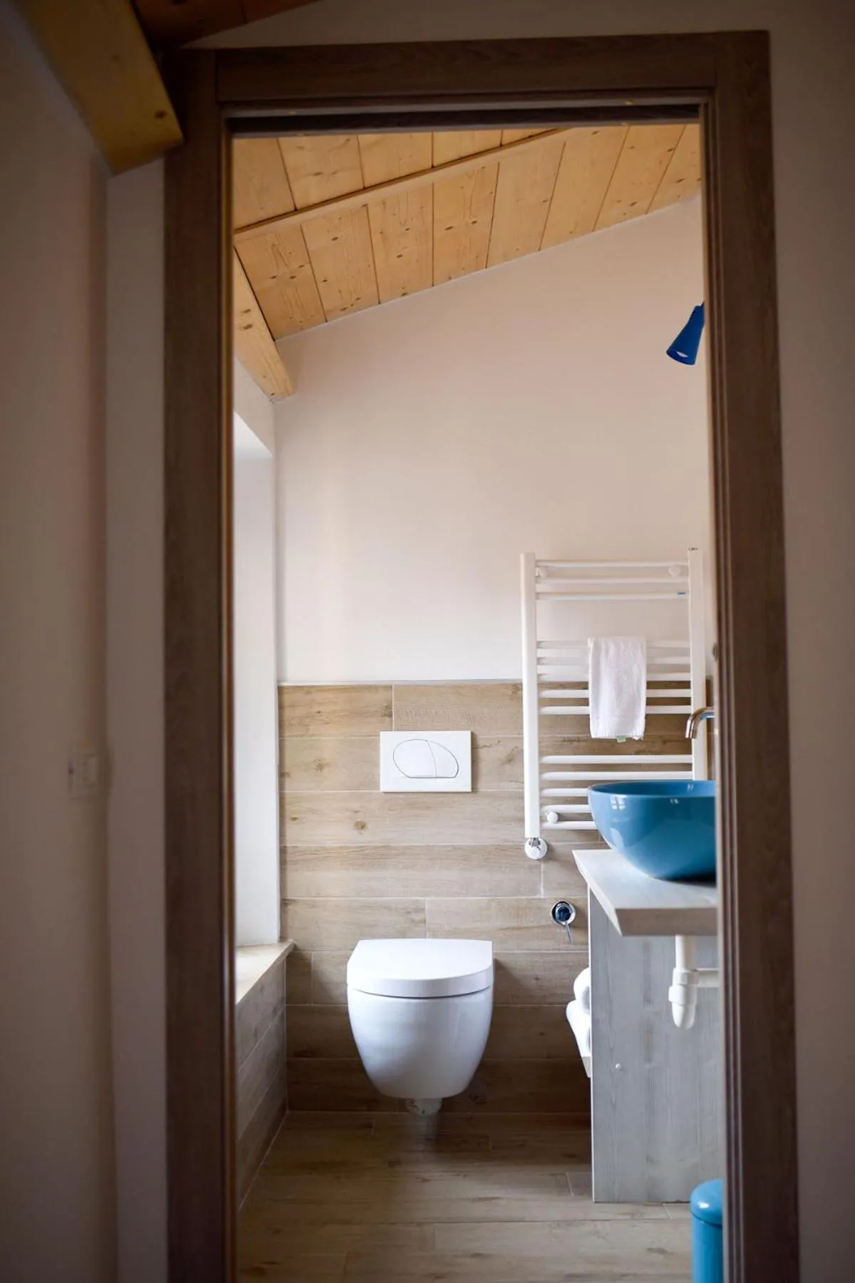 Bathroom in Romeo Giulietta