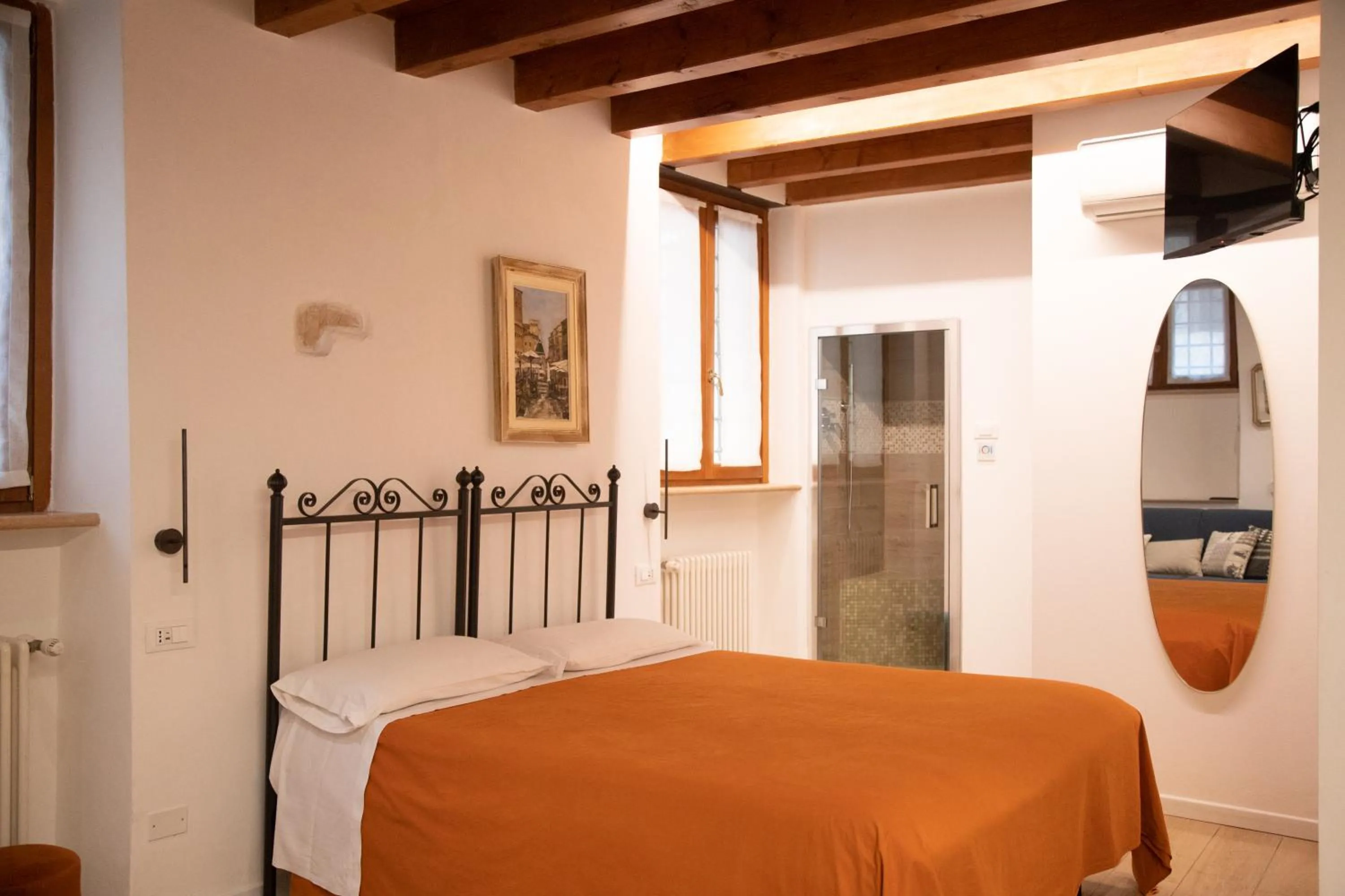 Bed in Romeo Giulietta