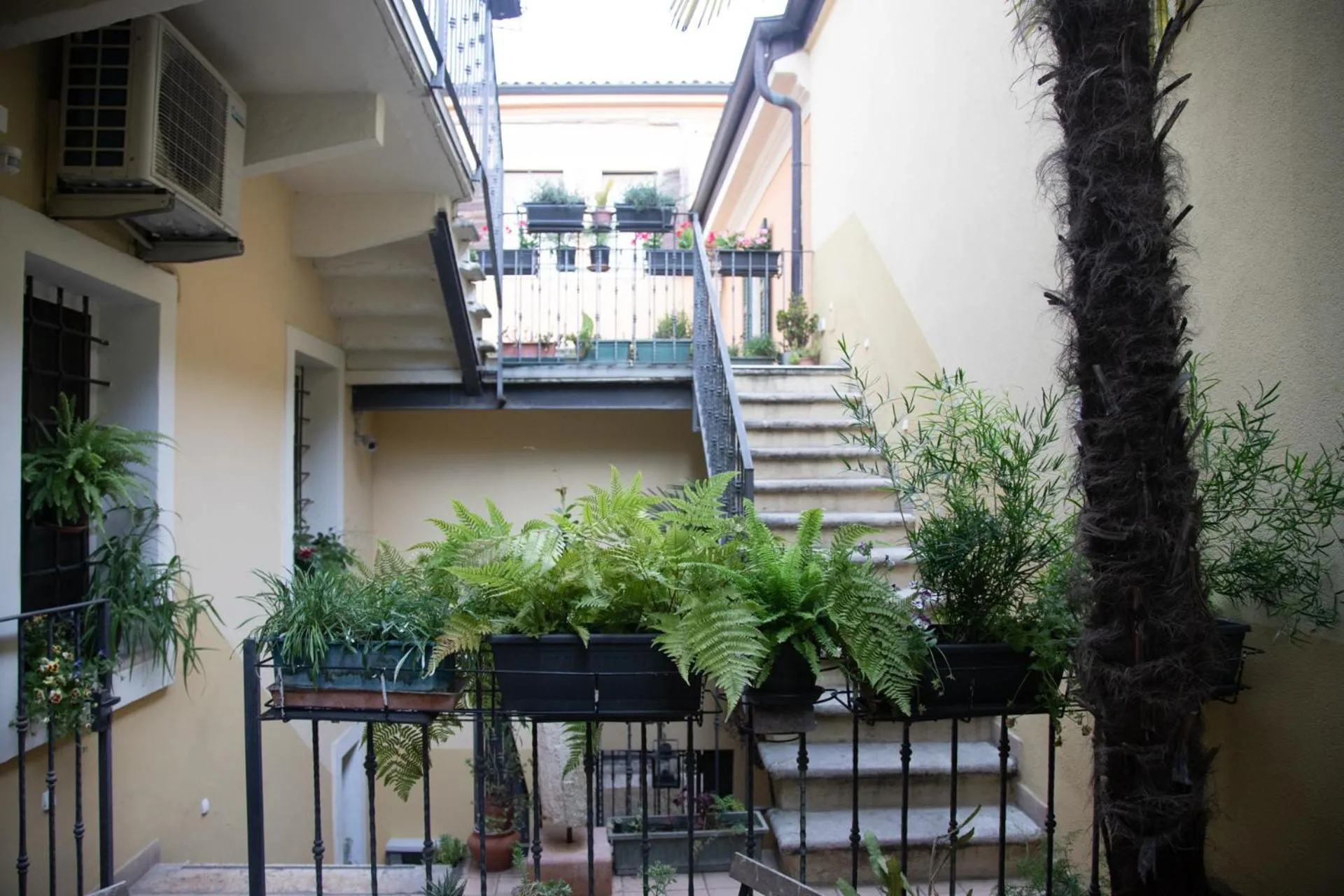 Balcony/Terrace in Romeo Giulietta