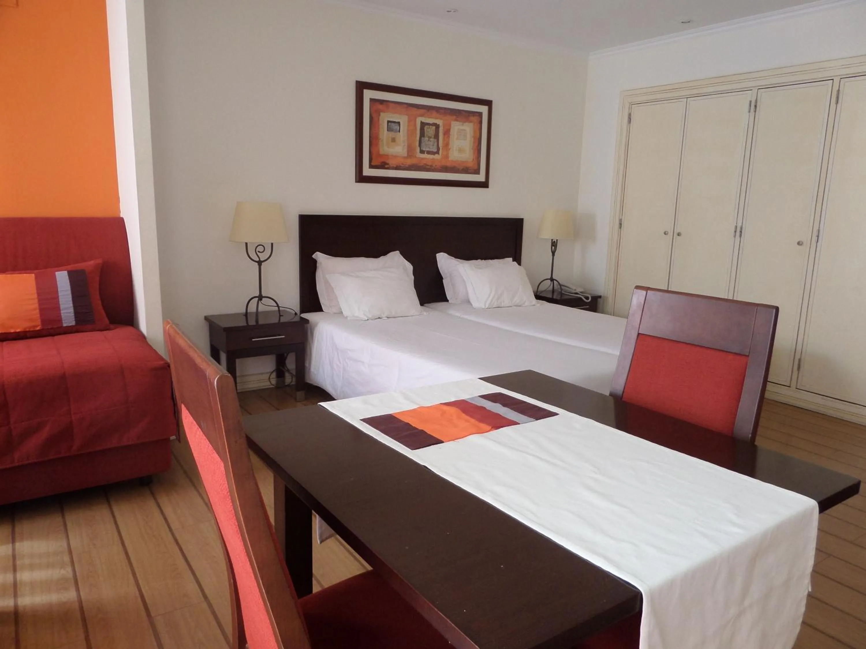 Photo of the whole room in Yellow Alvor Garden - All Inclusive