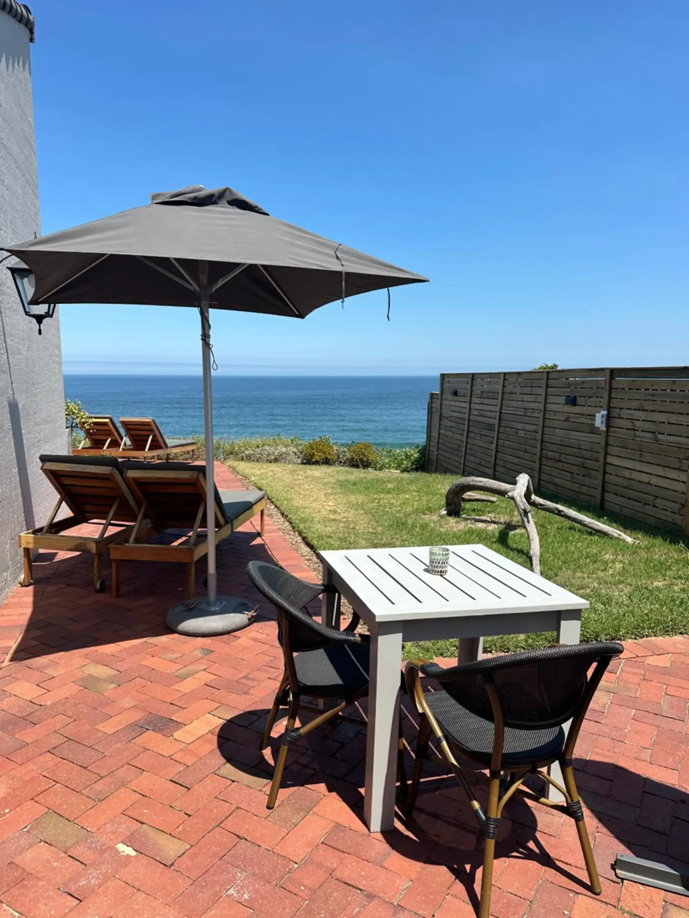 Family Room with Garden and Side Sea View in Mes Amis Beach Guest House Family Room with Garden and Side Sea View in Mes Amis Beach Guest House