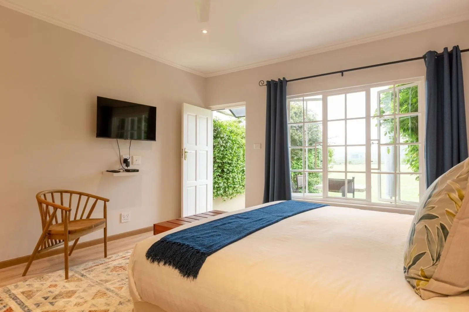 TV and multimedia, Bed in Moorcroft Manor Boutique Country Hotel