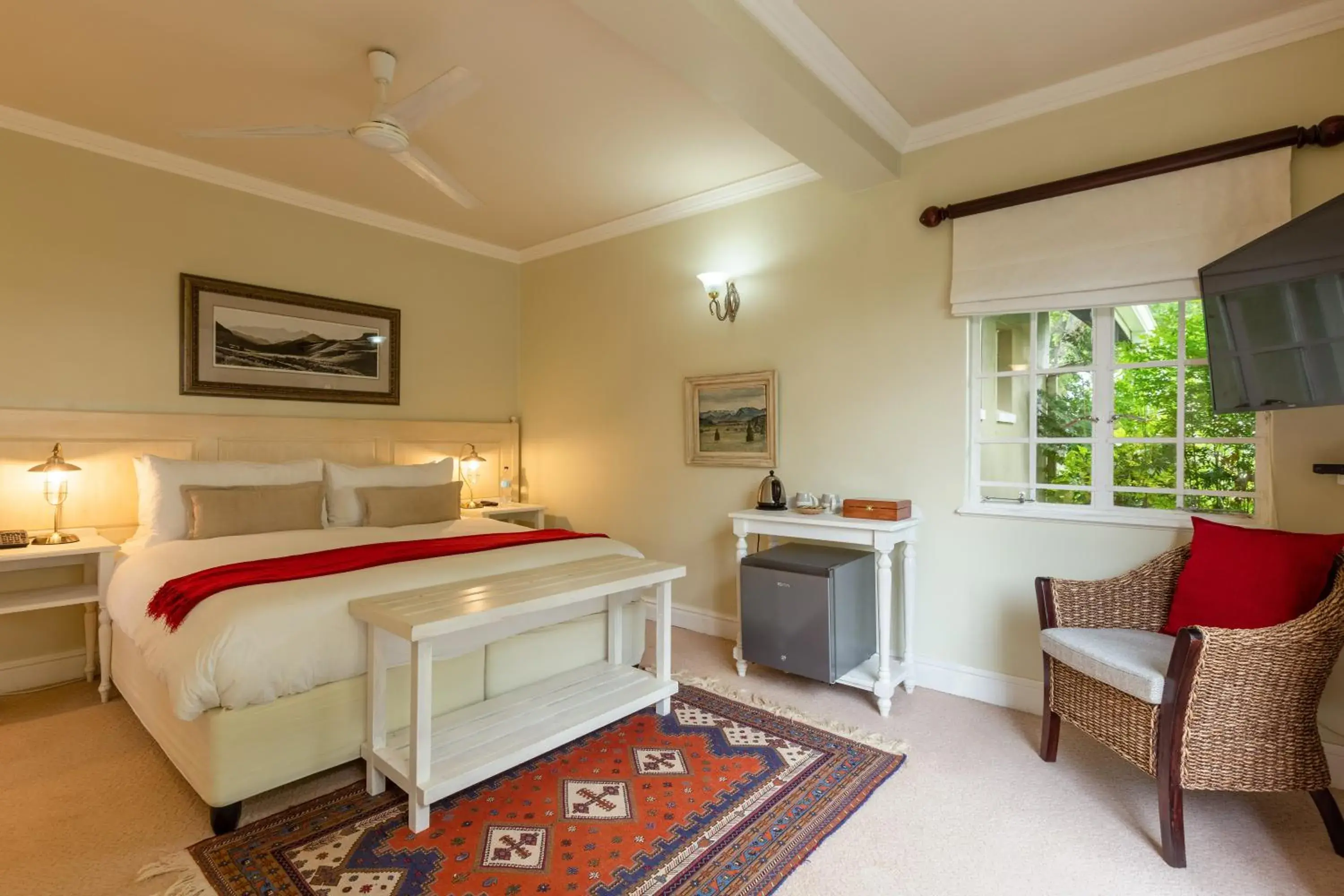 Double Room - single occupancy - No Mountain View in Moorcroft Manor Boutique Country Hotel Double Room - single occupancy - No Mountain View in Moorcroft Manor Boutique Country Hotel