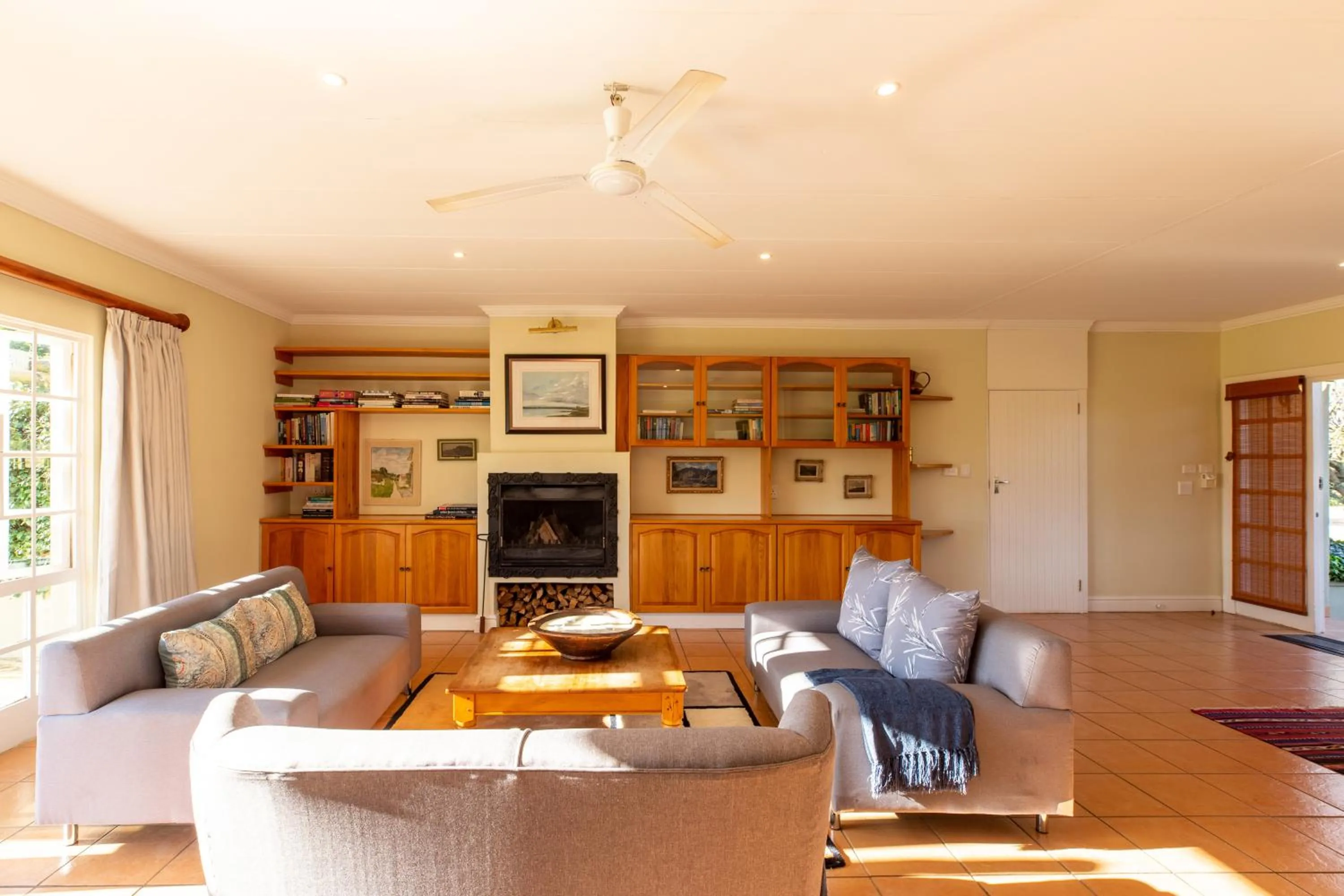 Library in Moorcroft Manor Boutique Country Hotel