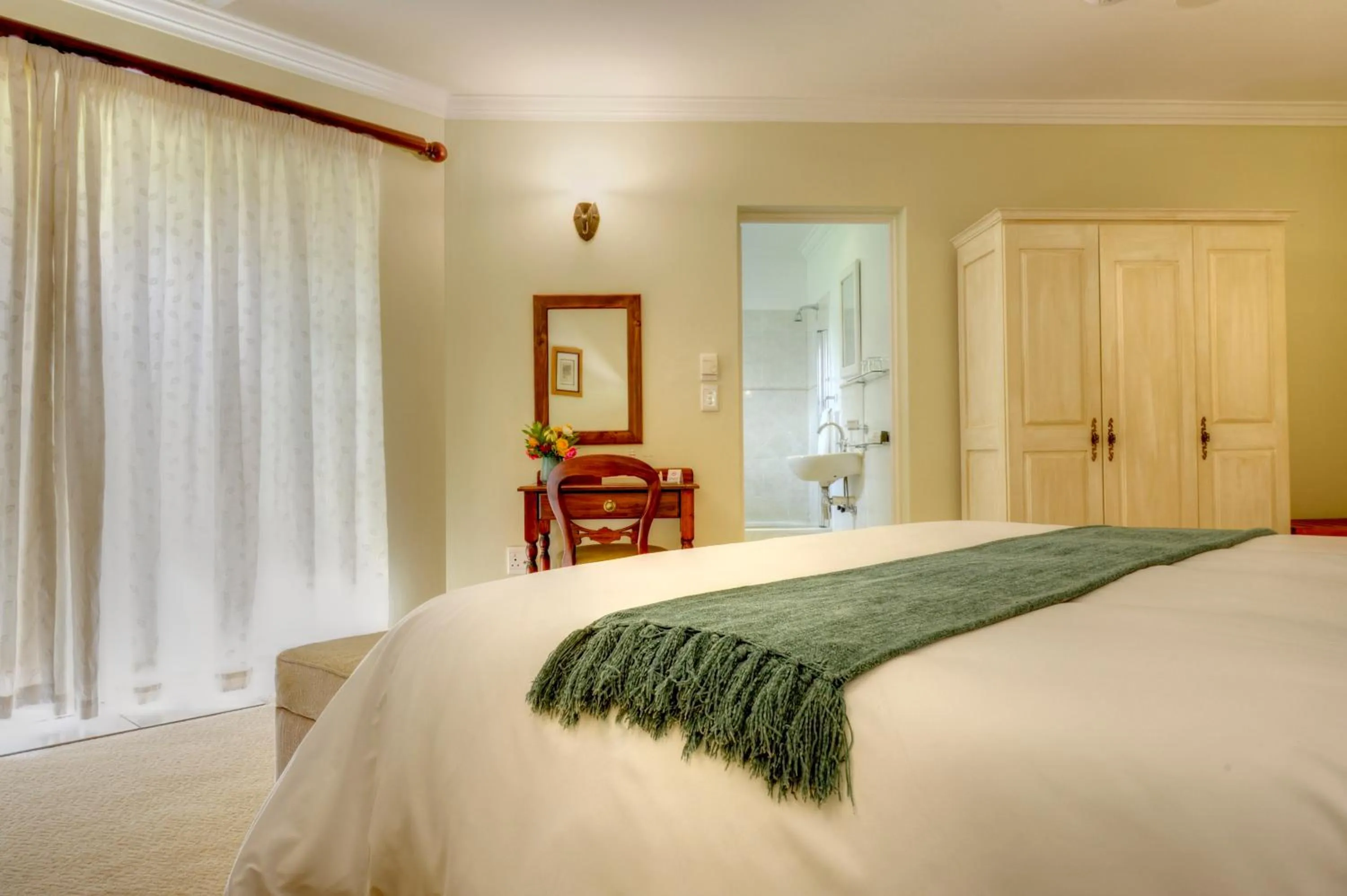 Photo of the whole room, Bed in Moorcroft Manor Boutique Country Hotel