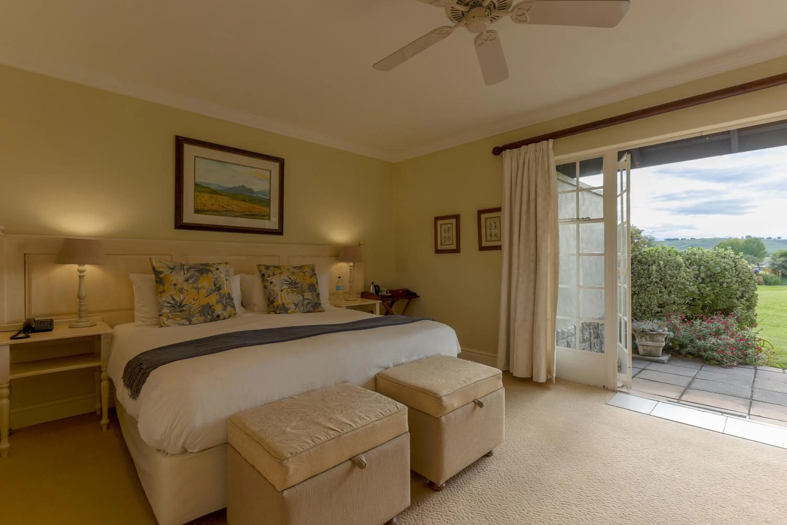 Natural landscape, Bed in Moorcroft Manor Boutique Country Hotel