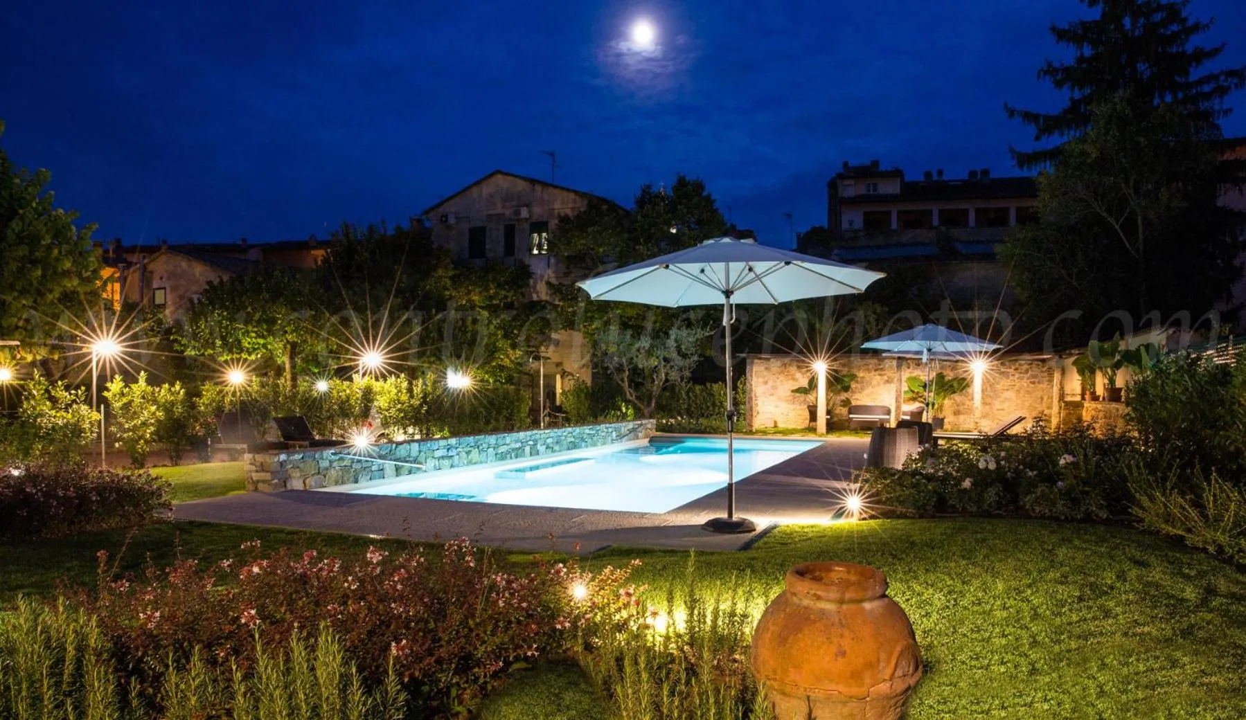 Swimming pool in Albergo Stella