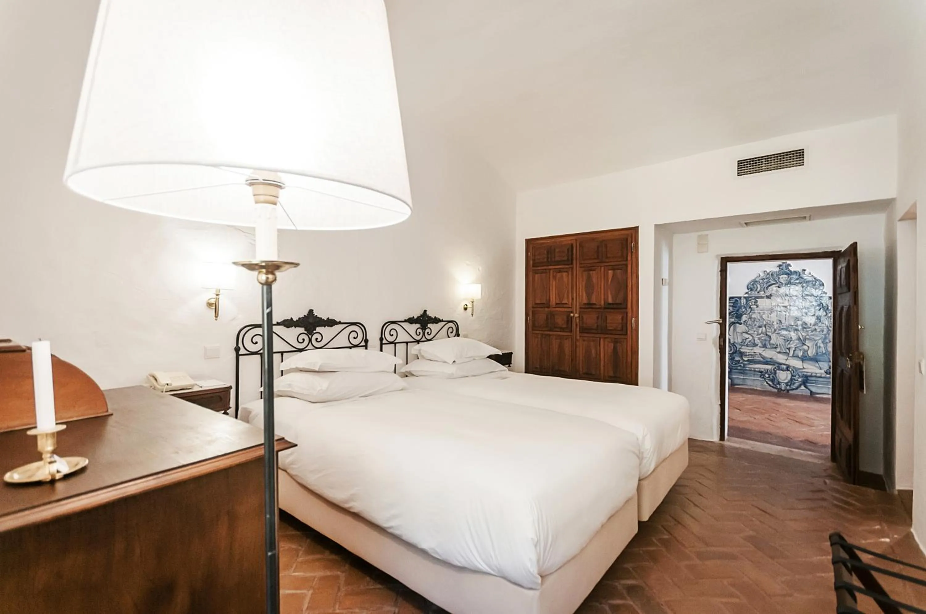 Bed in Convento Sao Paulo - Hotel Rural