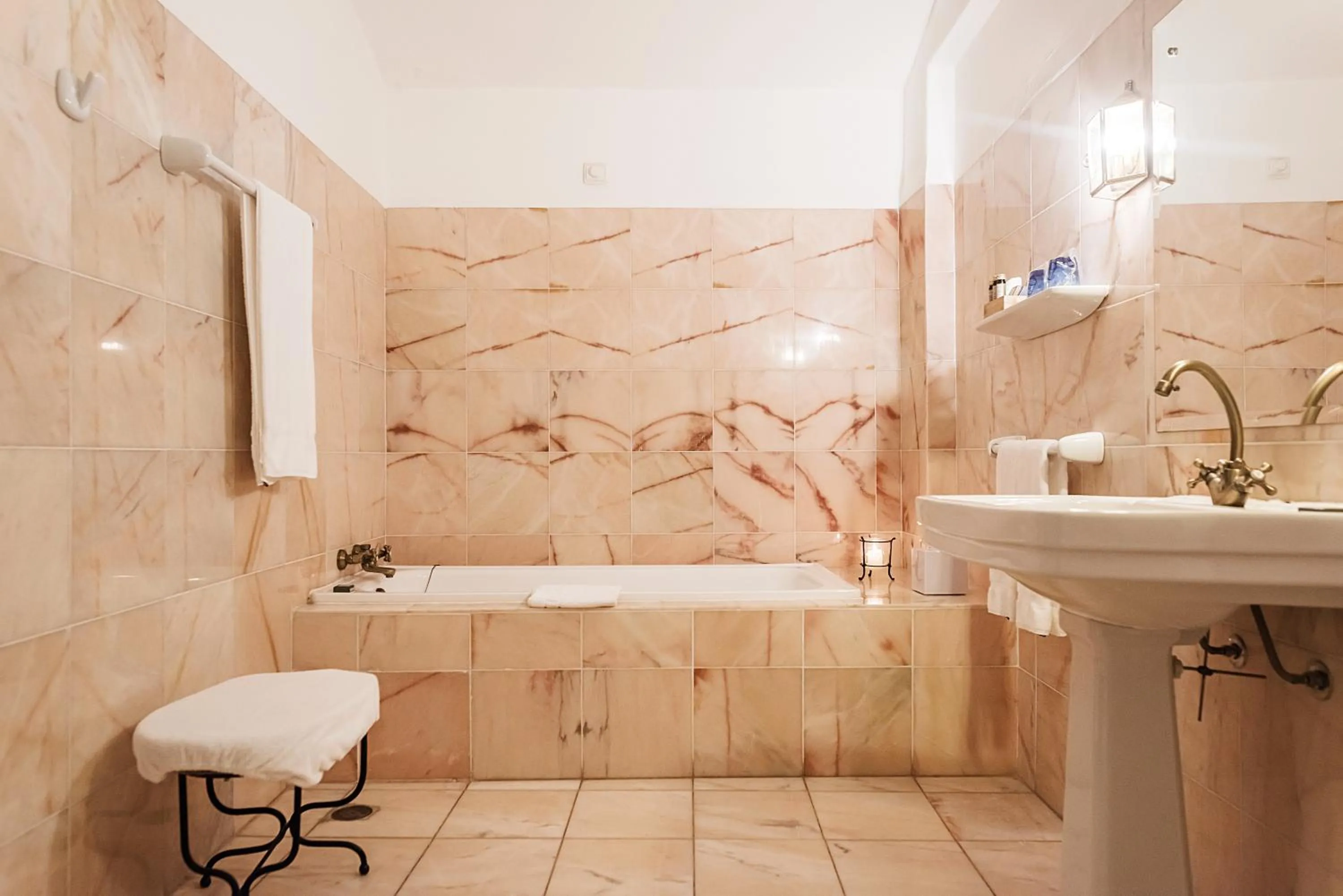 Bathroom in Convento Sao Paulo - Hotel Rural