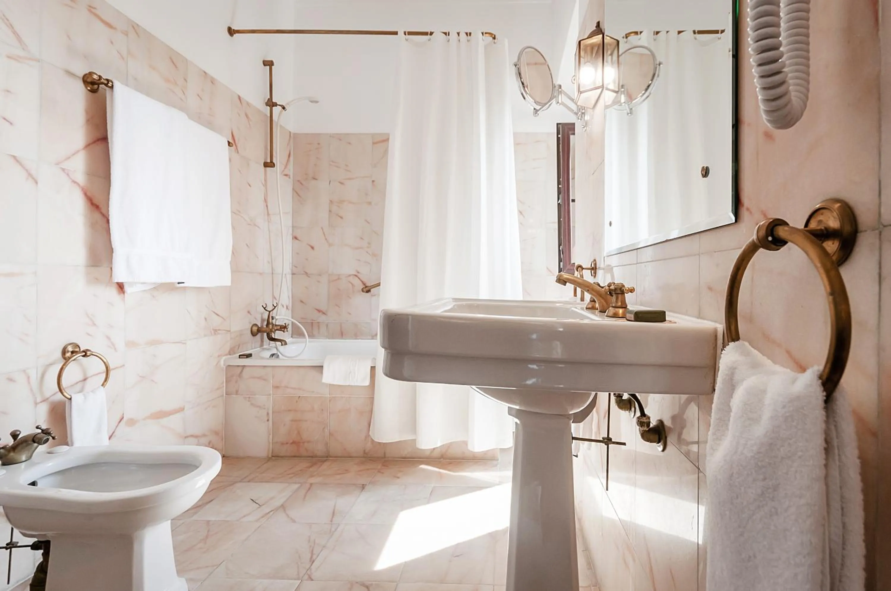 Bathroom in Convento Sao Paulo - Hotel Rural