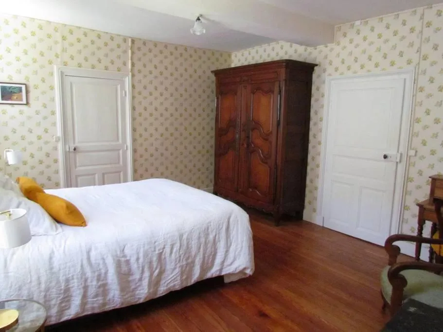 Photo of the whole room, Bed in Le Meix Gautheret