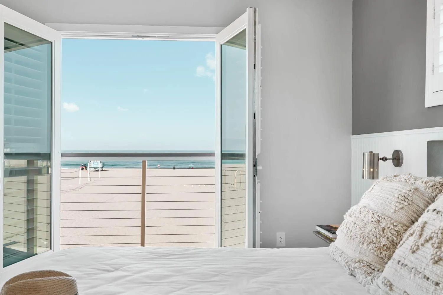 Sea view, Bed in Sea Sprite Beach Club