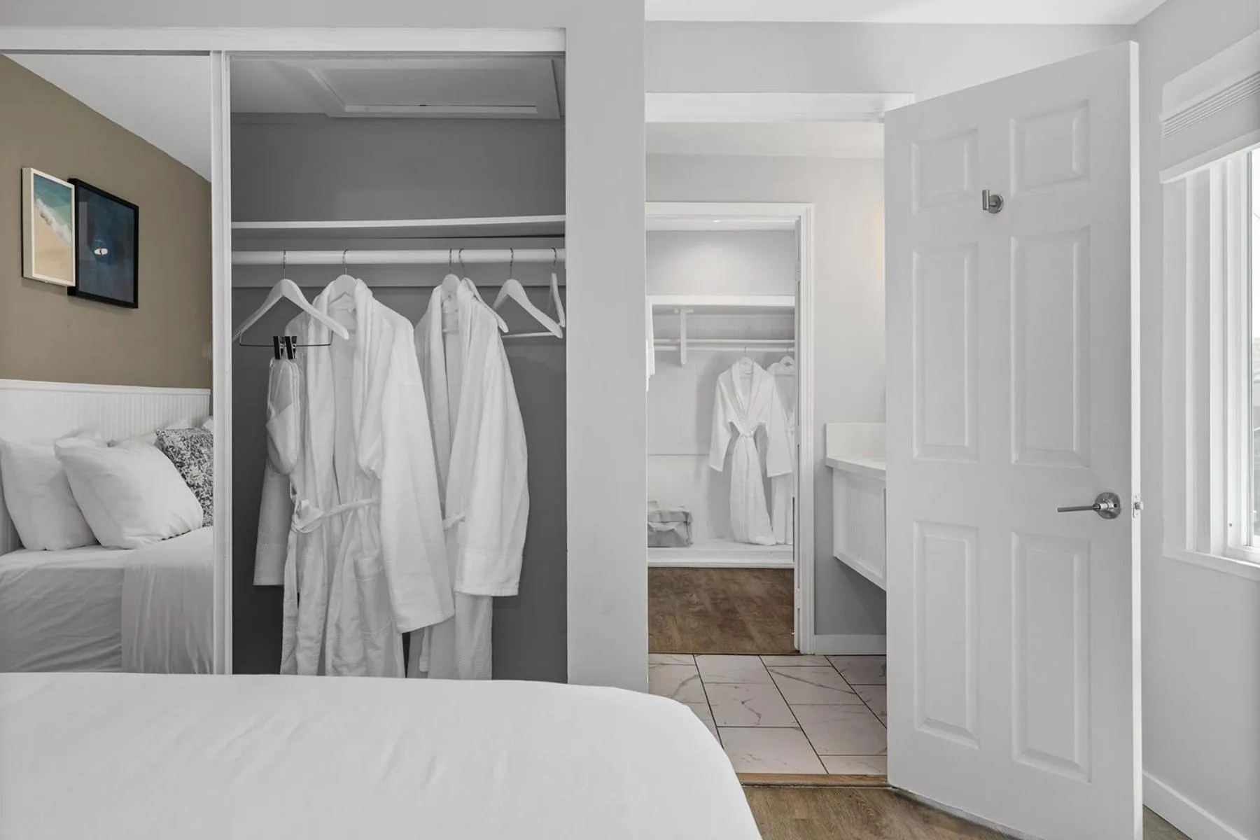 Bedroom, Bed in Sea Sprite Beach Club