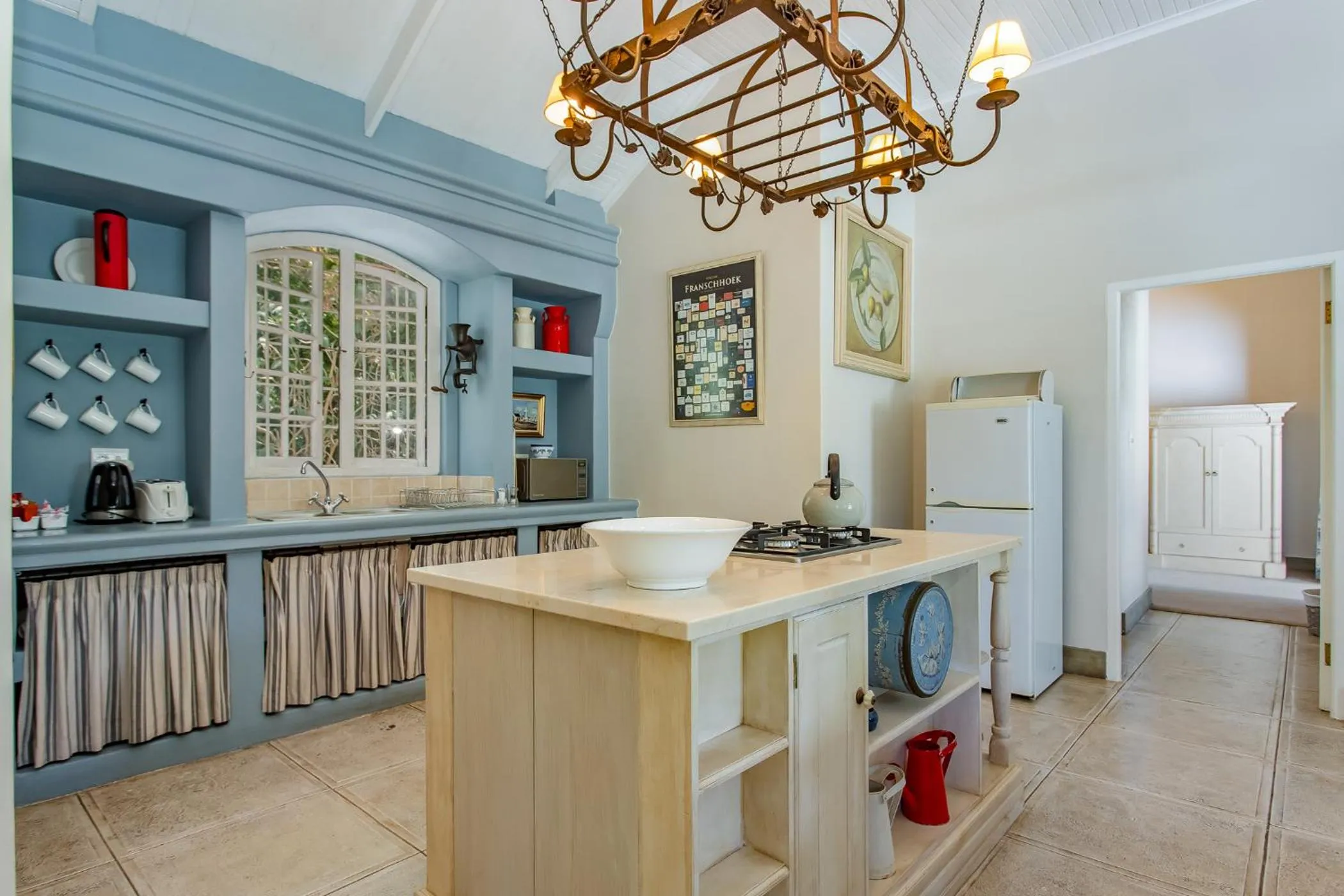 Kitchen or kitchenette in Franschhoek Rose Cottages