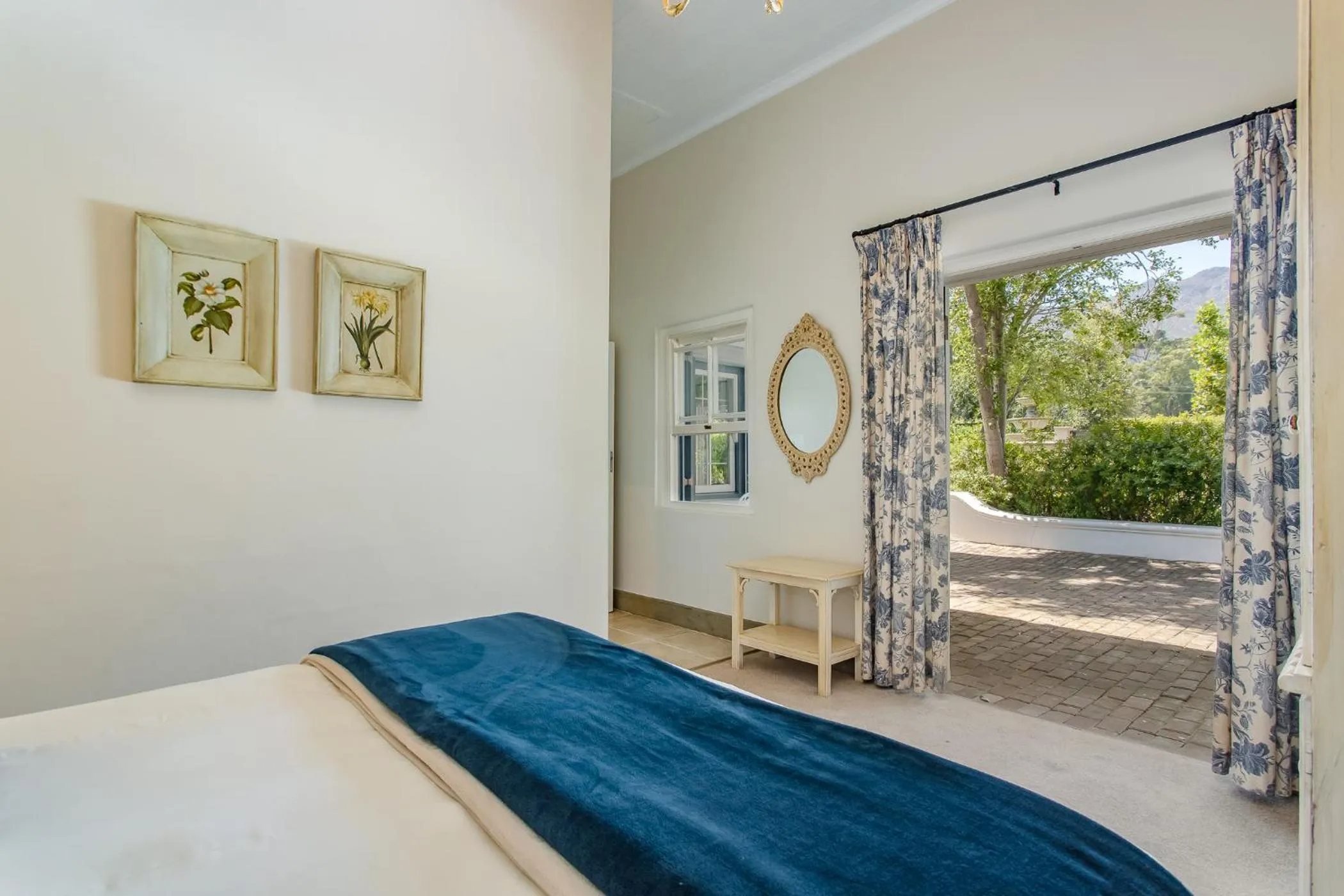 Bedroom, Bed in Franschhoek Rose Cottages