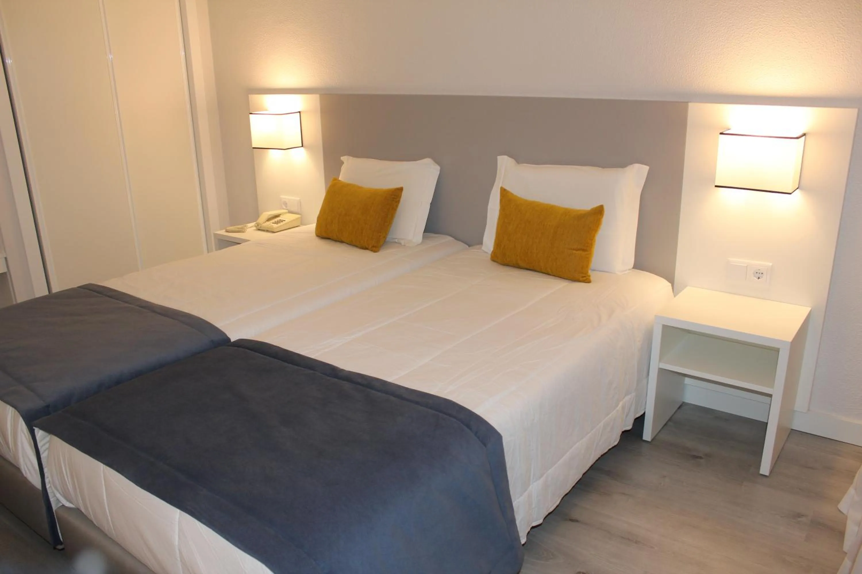 Photo of the whole room, Bed in Costa de Prata Hotel